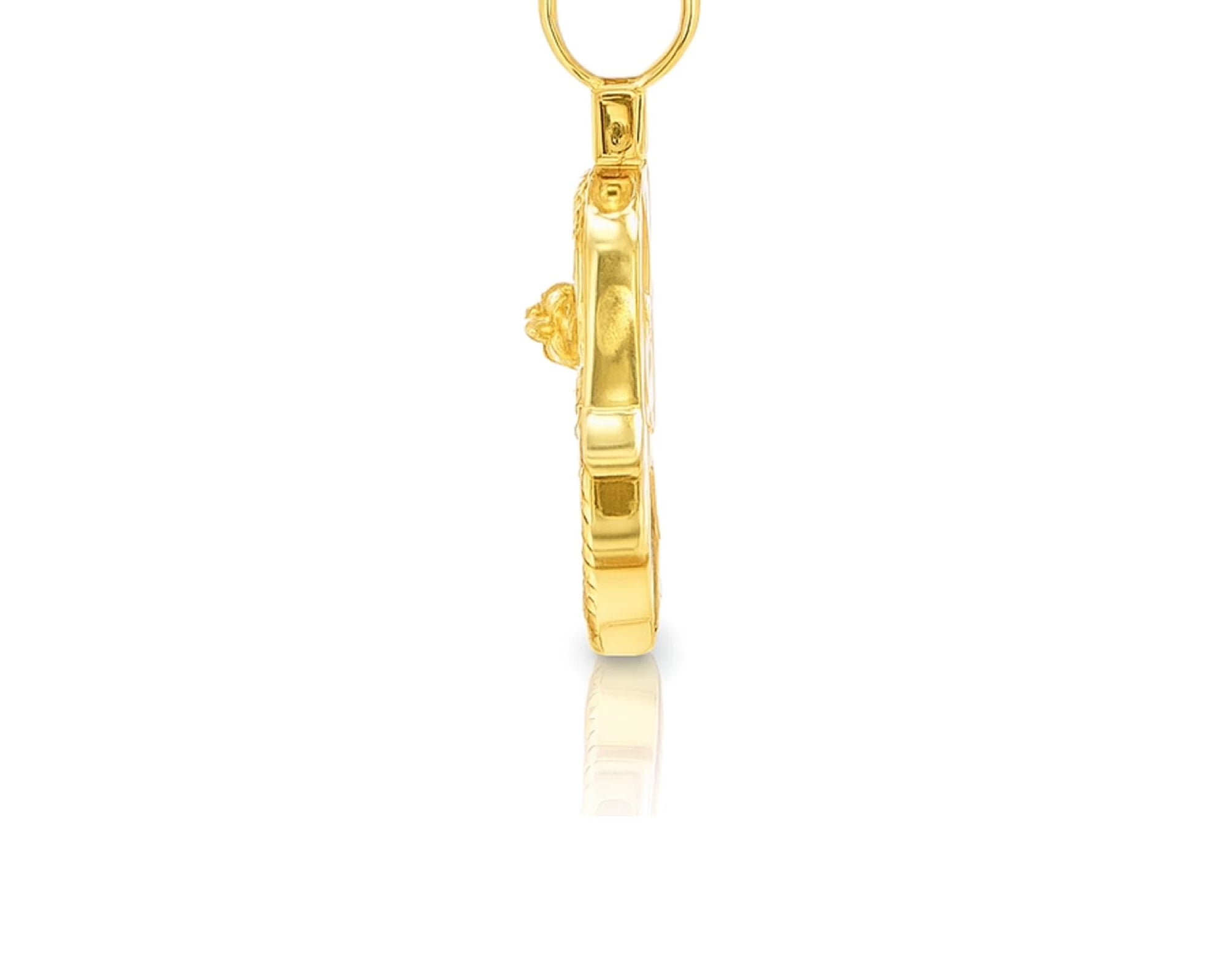 14k Gold Diamond Hamsa Hand Pendant with Round-Cut Design 0.90ct – lifestyle 4761