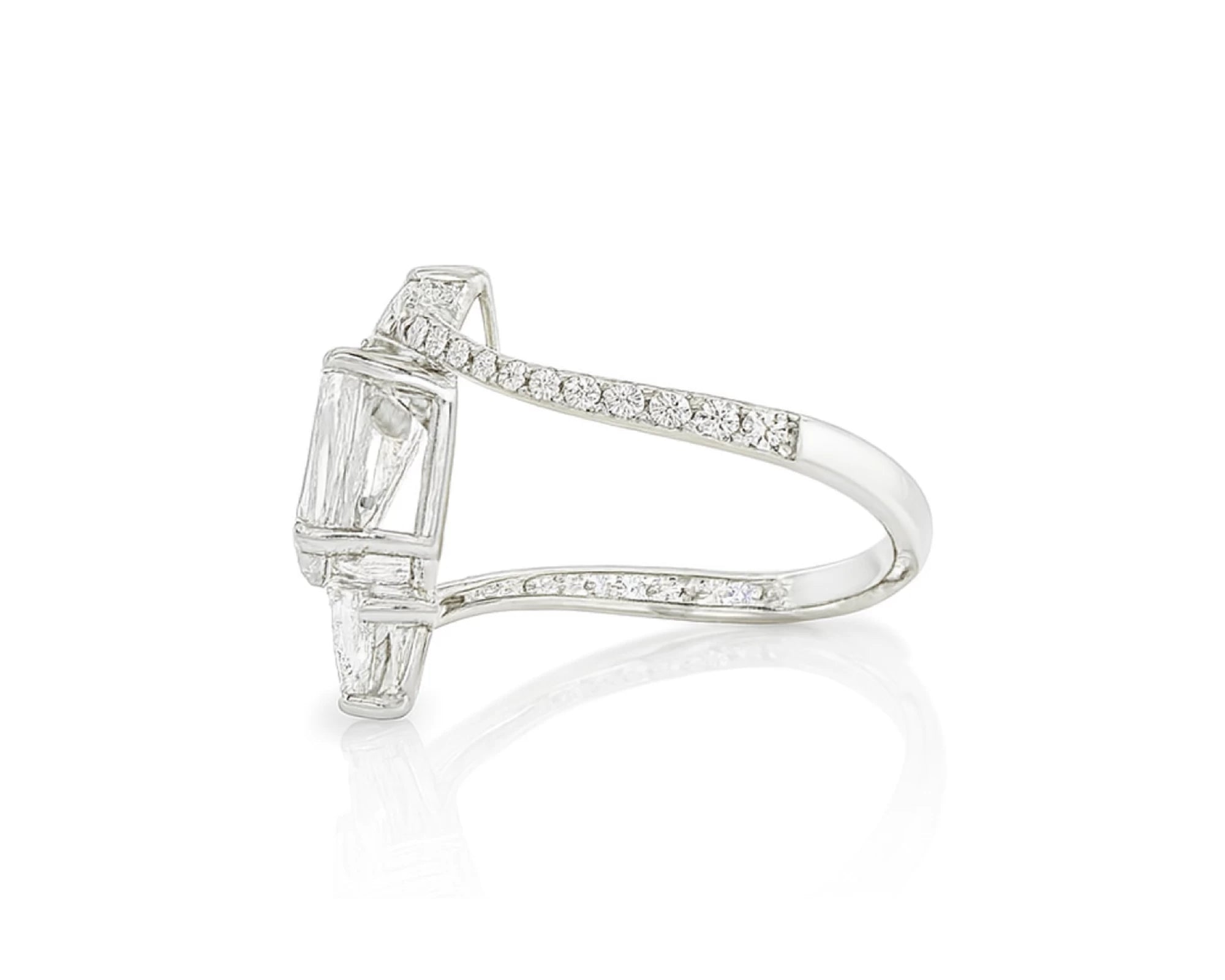14k Gold Diamond Open Wrap Ring with Oval & Round-Cut Design 2.75ct – lifestyle 1733