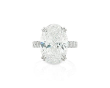 14k Gold Diamond Oval-Cut Solitaire Ring with Pavé Band 9.13 CT
