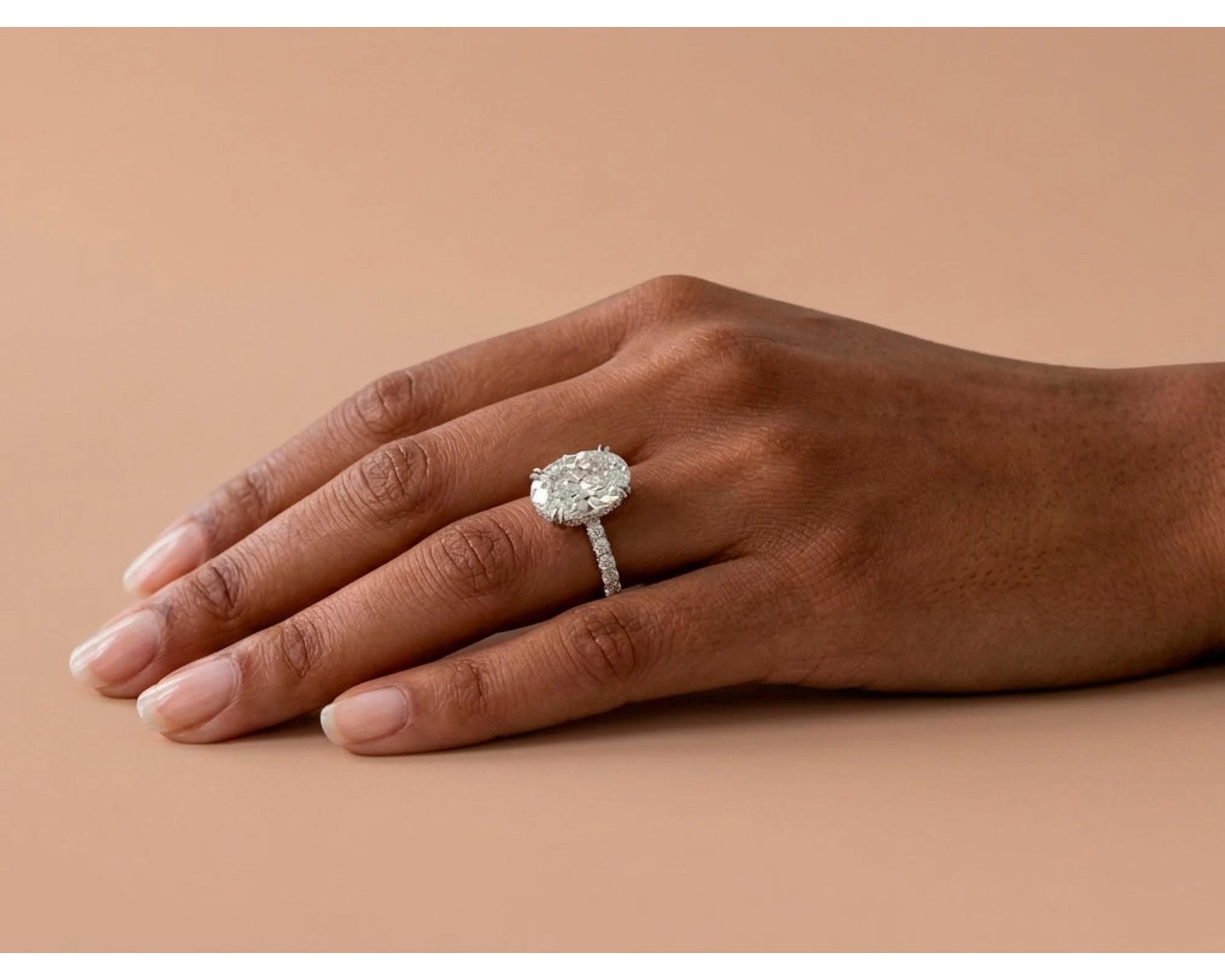 14k Gold Diamond Oval-Cut Solitaire Ring with Pavé Band 9.13 CT – view 2