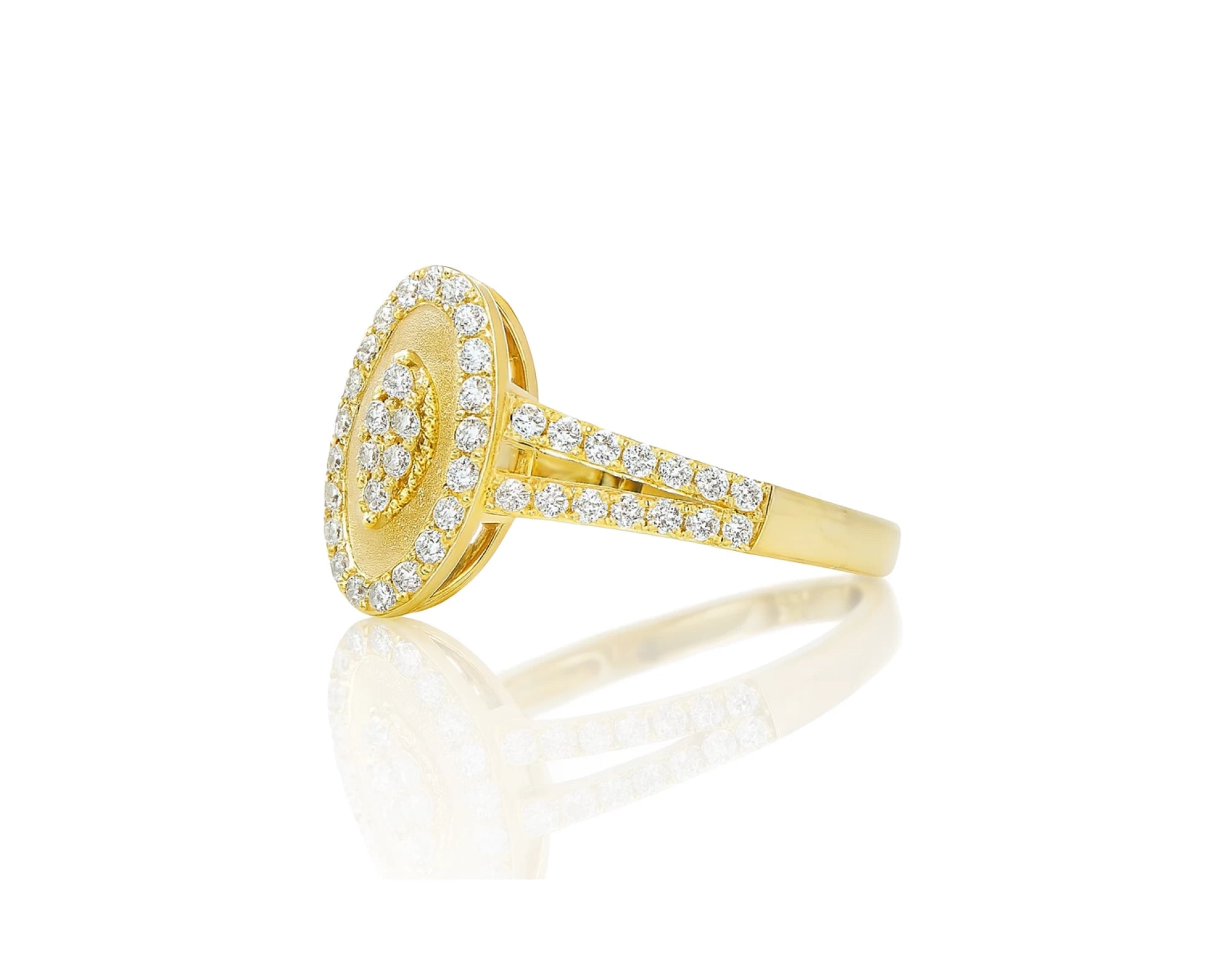 14k Gold Diamond Oval Halo Ring with Radiant Sunburst Design 0.60ct – lifestyle 683
