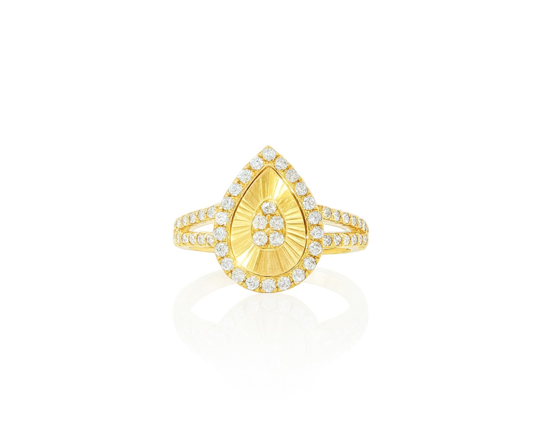 14k Gold Diamond Pear-Shaped Halo Ring with Sunburst Design 0.55ct – lifestyle 1069