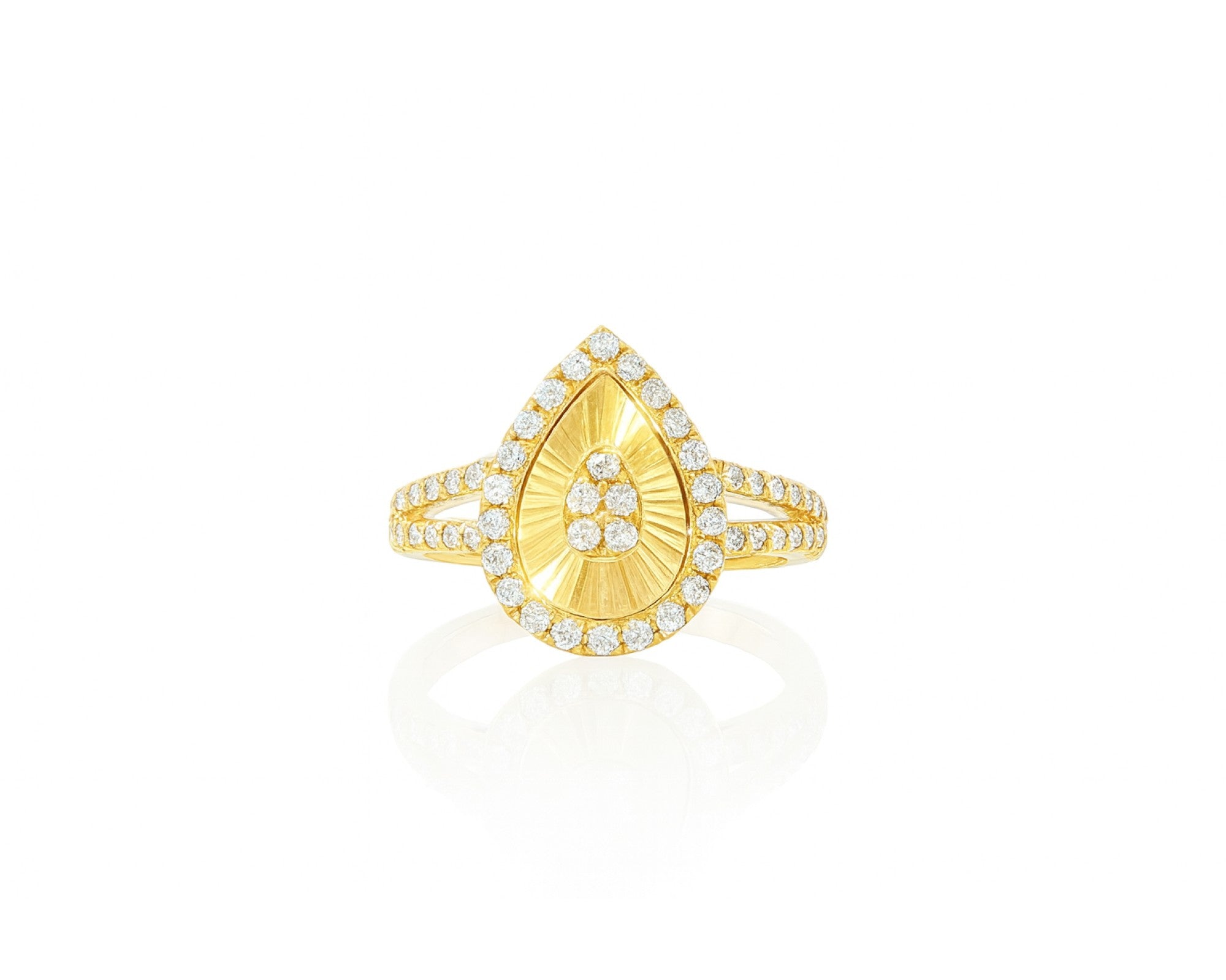 14k Gold Diamond Pear-Shaped Halo Ring with Sunburst Design 0.55ct – lifestyle 1069