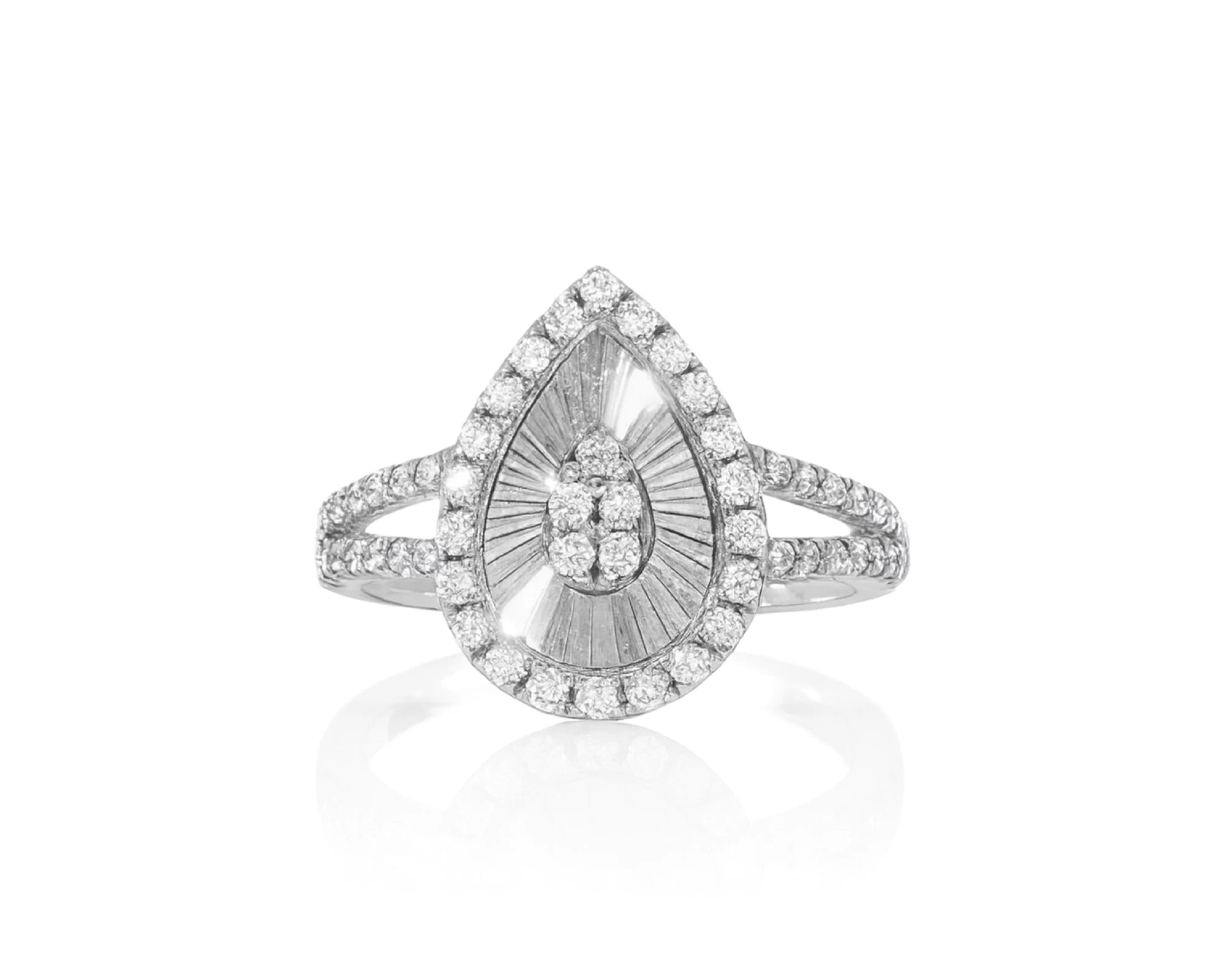 14k Gold Diamond Pear-Shaped Halo Ring with Sunburst Design 0.55ct – lifestyle 1074