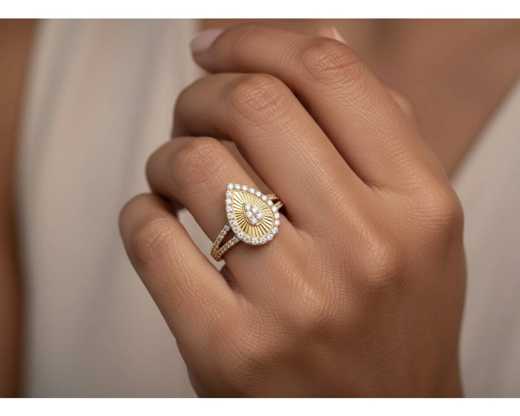 14k Gold Diamond Pear-Shaped Halo Ring with Sunburst Design 0.55ct – view 2
