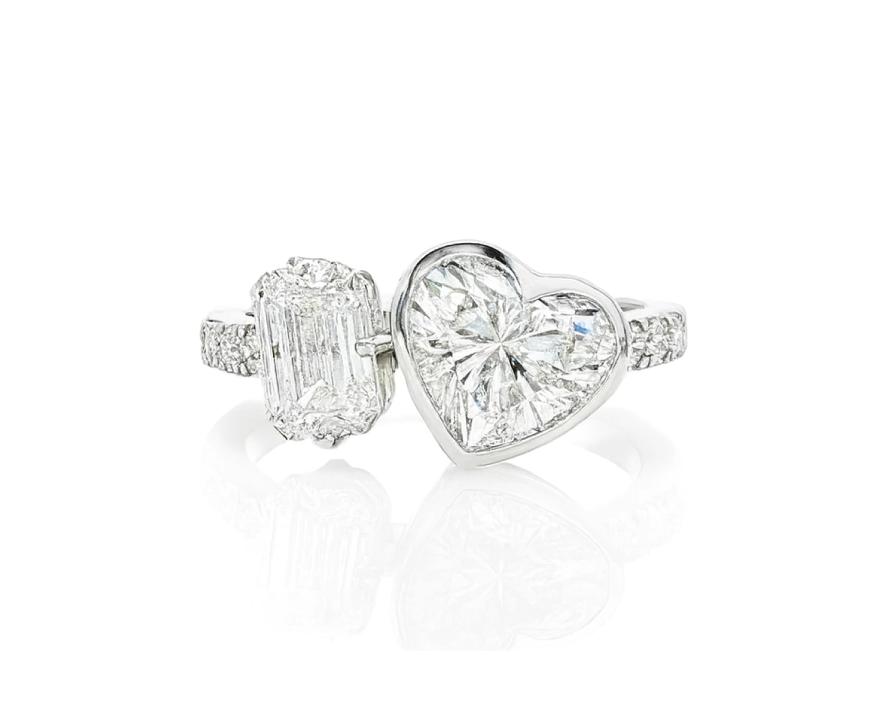 14k Gold Diamond Ring with Heart-Shaped & Emerald-Cut 3.0ct – lifestyle 1824