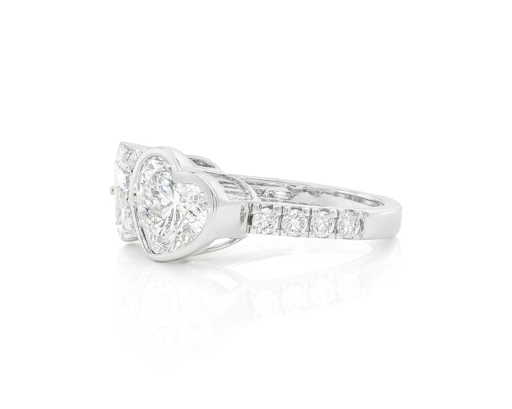 14k Gold Diamond Ring with Heart-Shaped & Emerald-Cut 3.0ct – lifestyle 1826