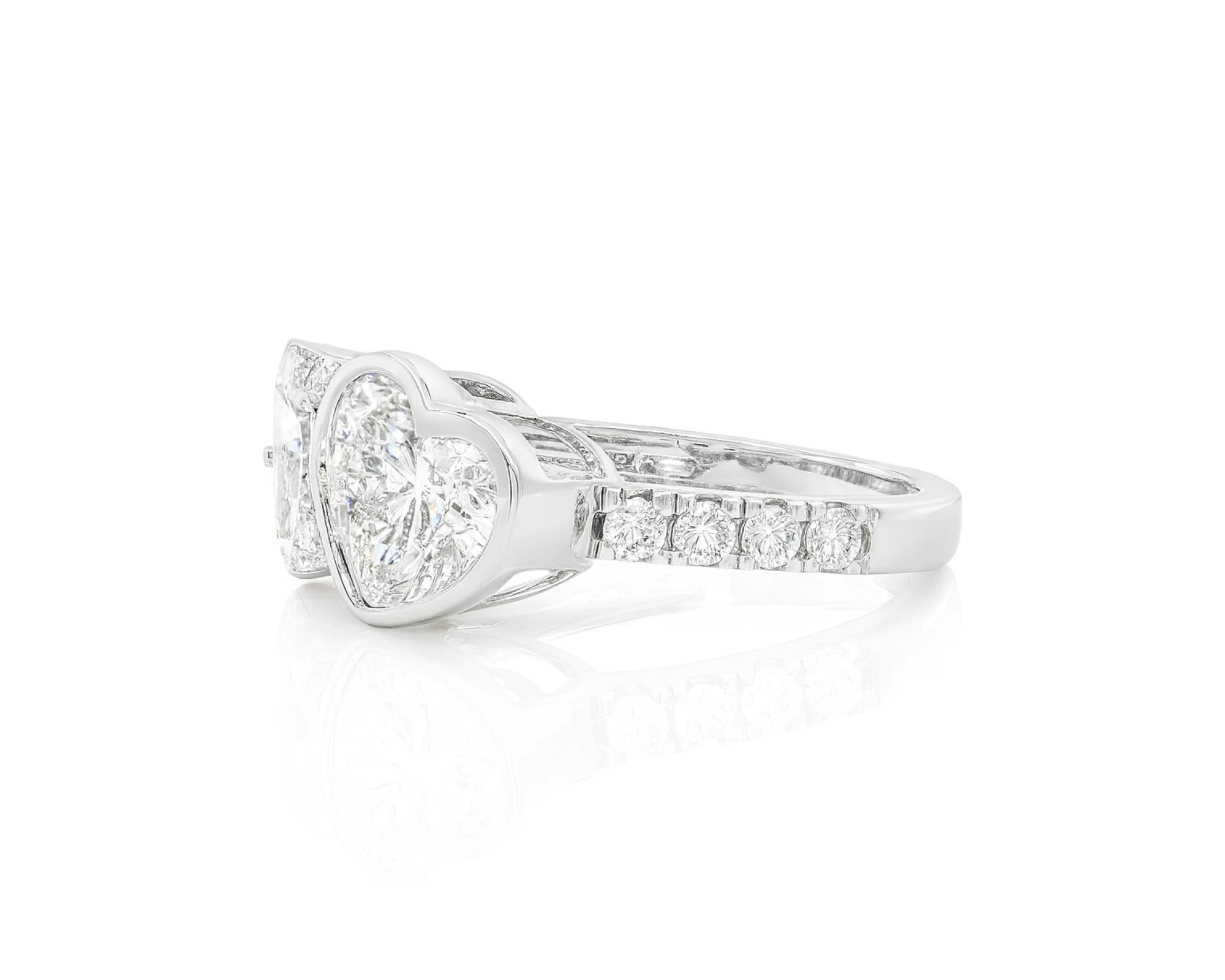 14k Gold Diamond Ring with Heart-Shaped & Emerald-Cut 3.0ct – lifestyle 1826