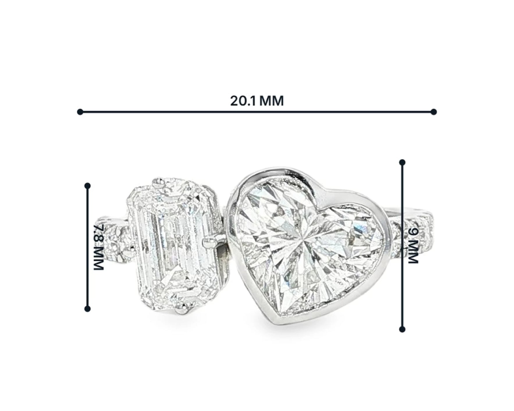 14k Gold Diamond Ring with Heart-Shaped & Emerald-Cut 3.0ct – lifestyle 3053