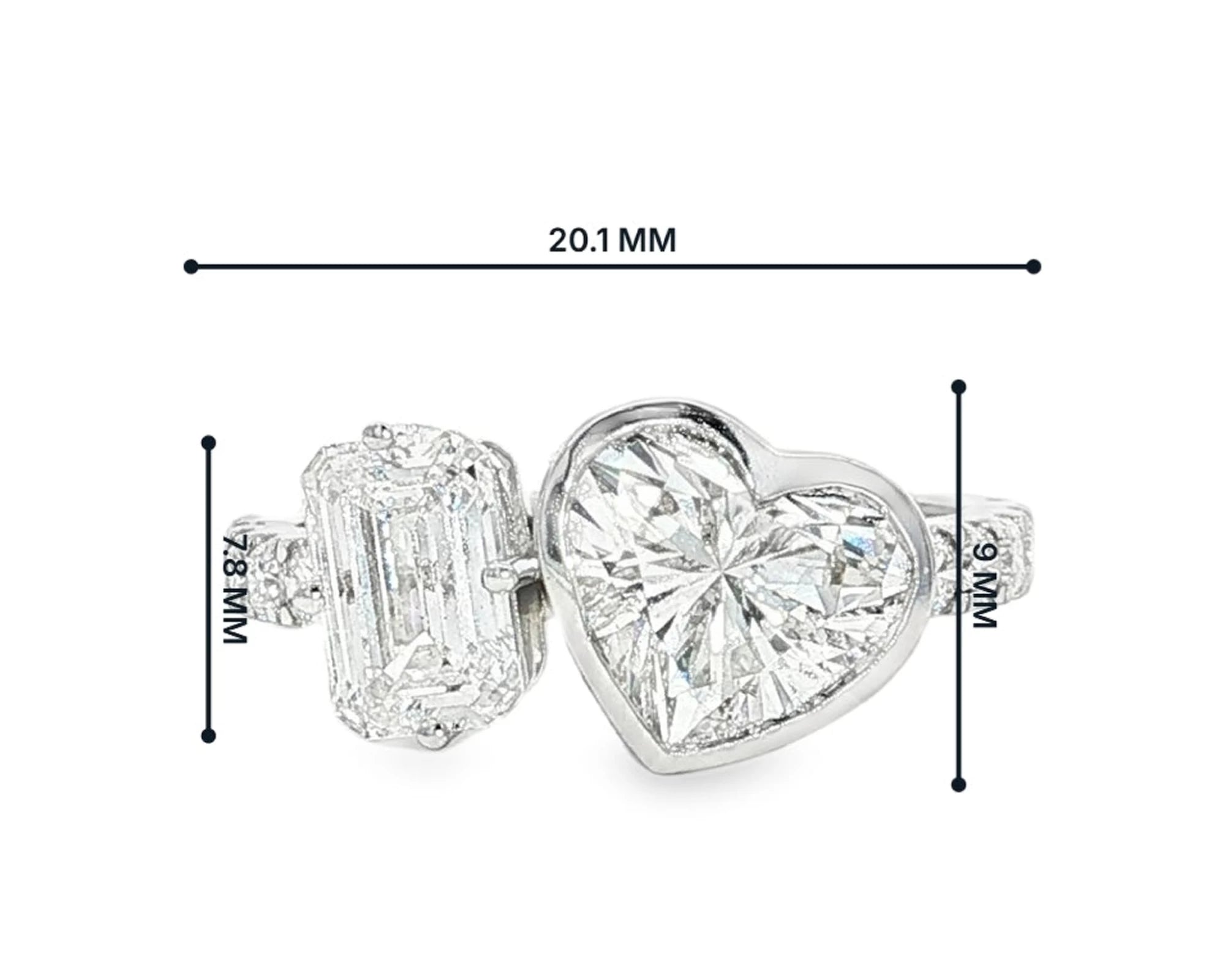 14k Gold Diamond Ring with Heart-Shaped & Emerald-Cut 3.0ct – lifestyle 3053