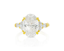 14k Gold Diamond Ring with Oval Center & Three-Stone Design 4.68ct