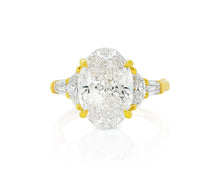 14k Gold Diamond Ring with Oval Center & Three-Stone Design 4.68ct