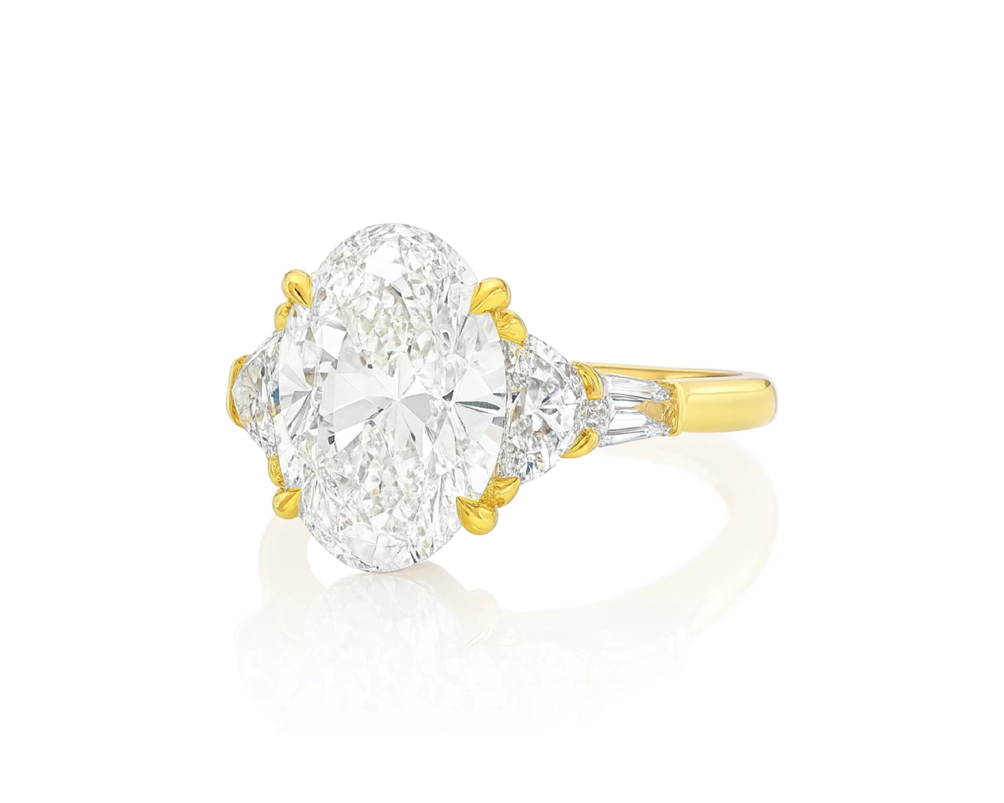 14k Gold Diamond Ring with Oval Center & Three-Stone Design 4.68ct – lifestyle 2078