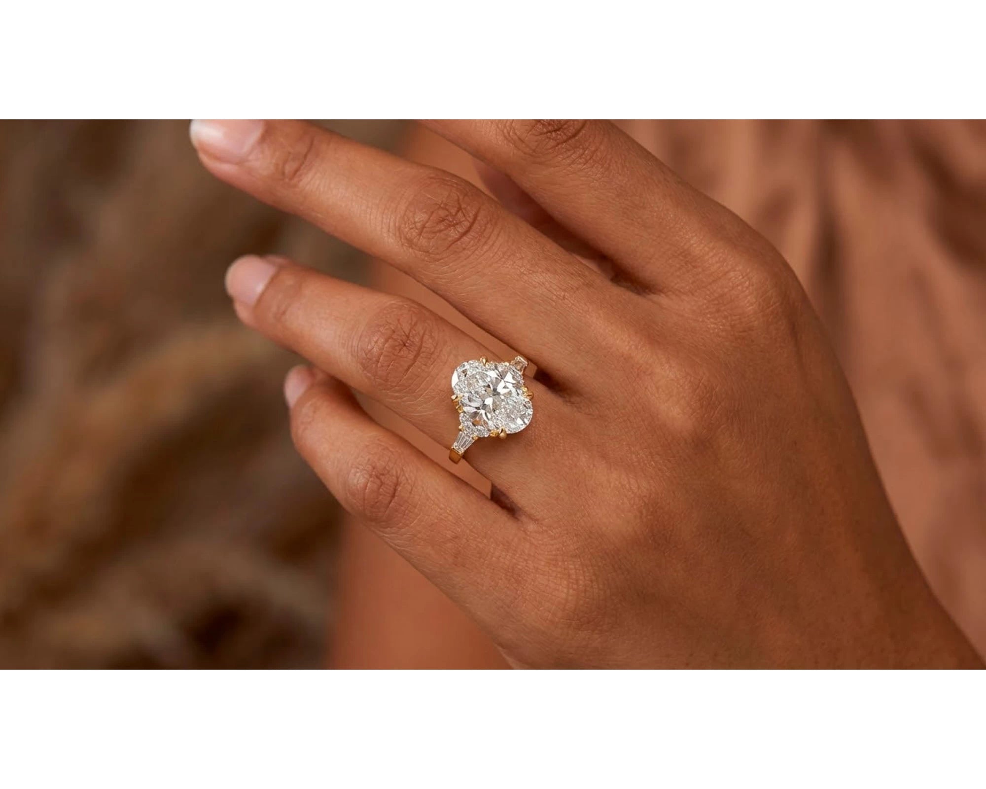 14k Gold Diamond Ring with Oval Center & Three-Stone Design 4.68ct – view 2