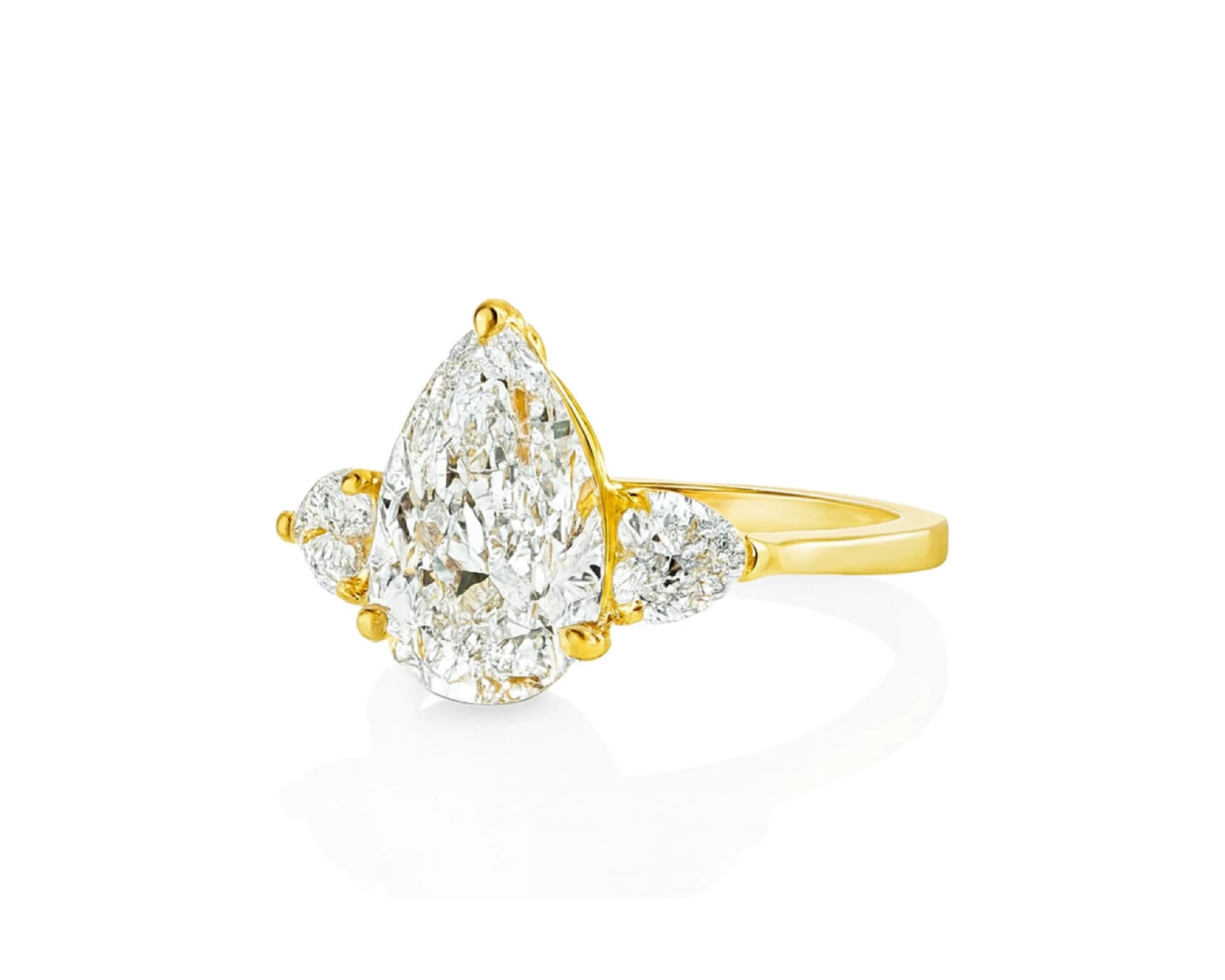 14k Gold Diamond Ring with Pear-Shaped Center & Side Accents 2.95ct – lifestyle 2062