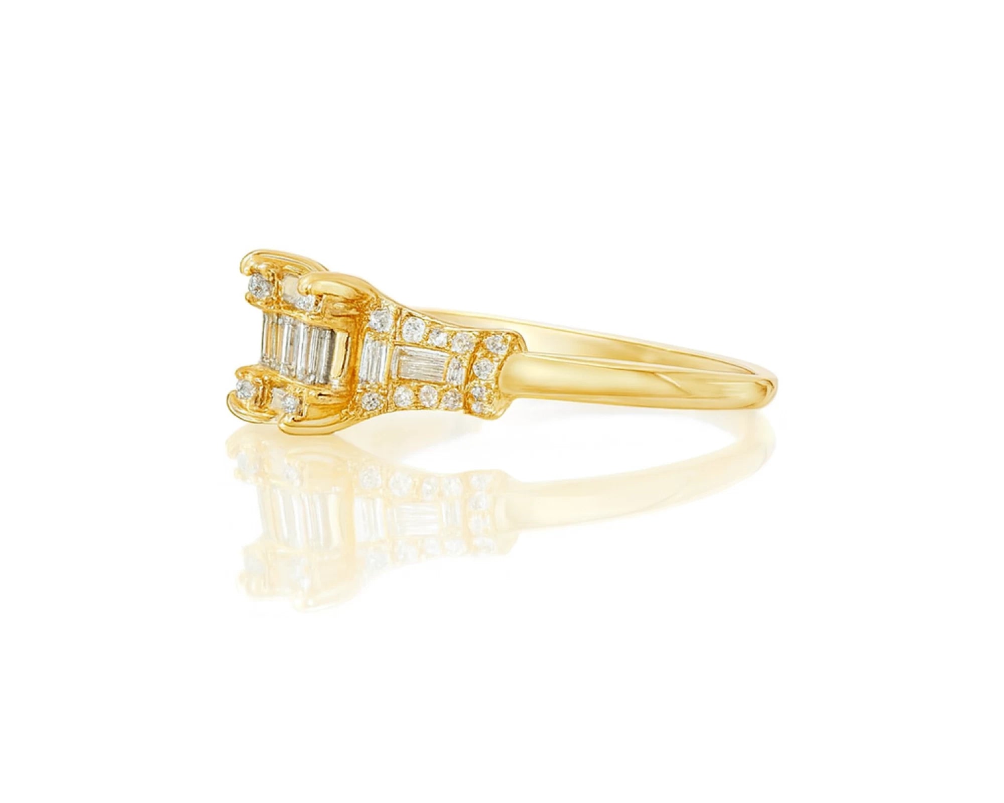 14k Gold Diamond Ring with Rectangular Baguette Cluster & Round 0.90ct – lifestyle 1006