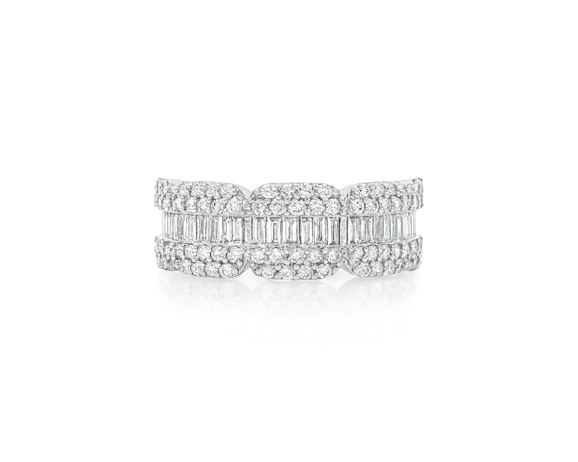 14k Gold Diamond Ring with Round & Baguette-Cut Design 1.75ct – lifestyle 1604