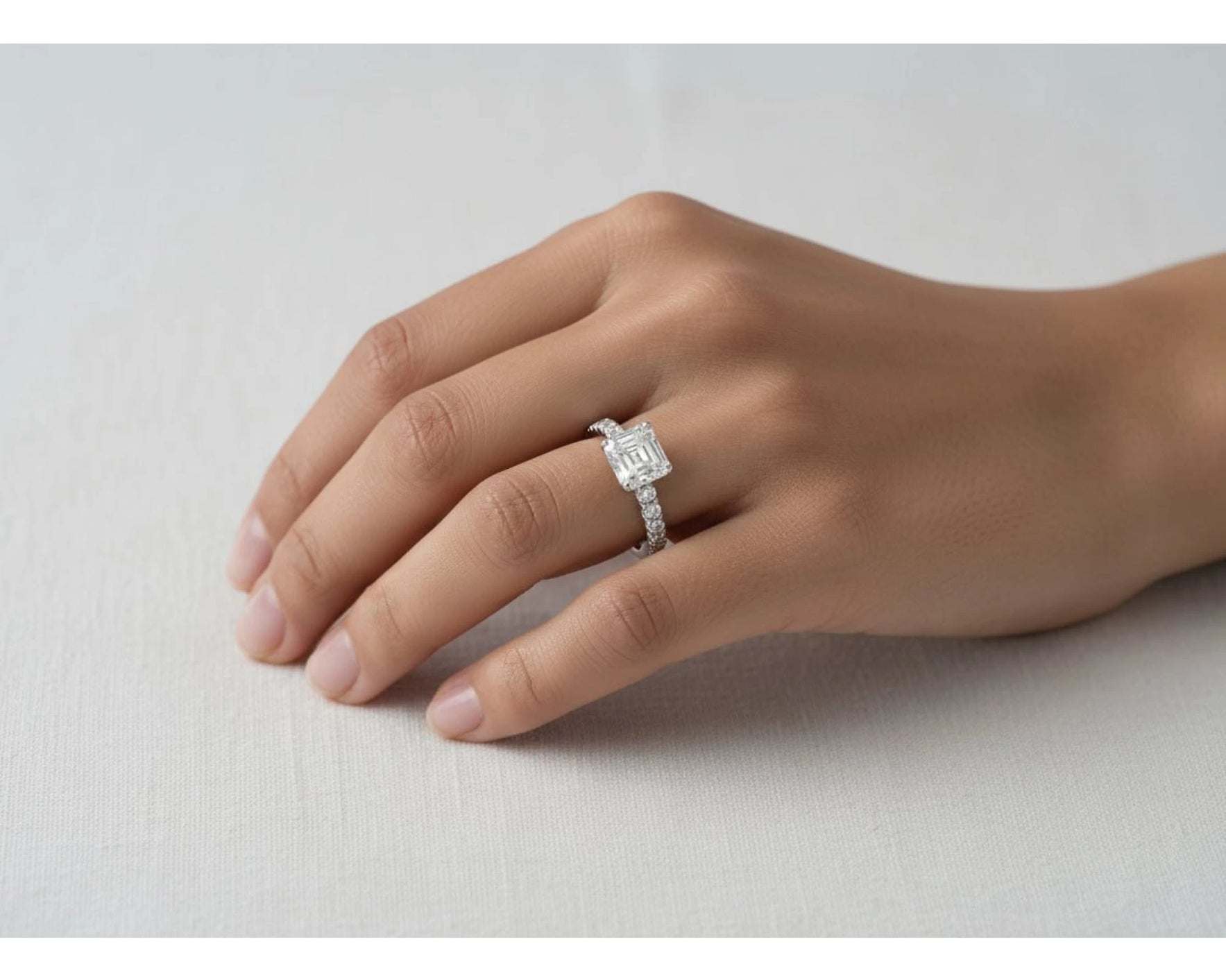 14k Gold Diamond Solitaire Ring with Emerald-Cut Center Stone 2.13ct – view 2