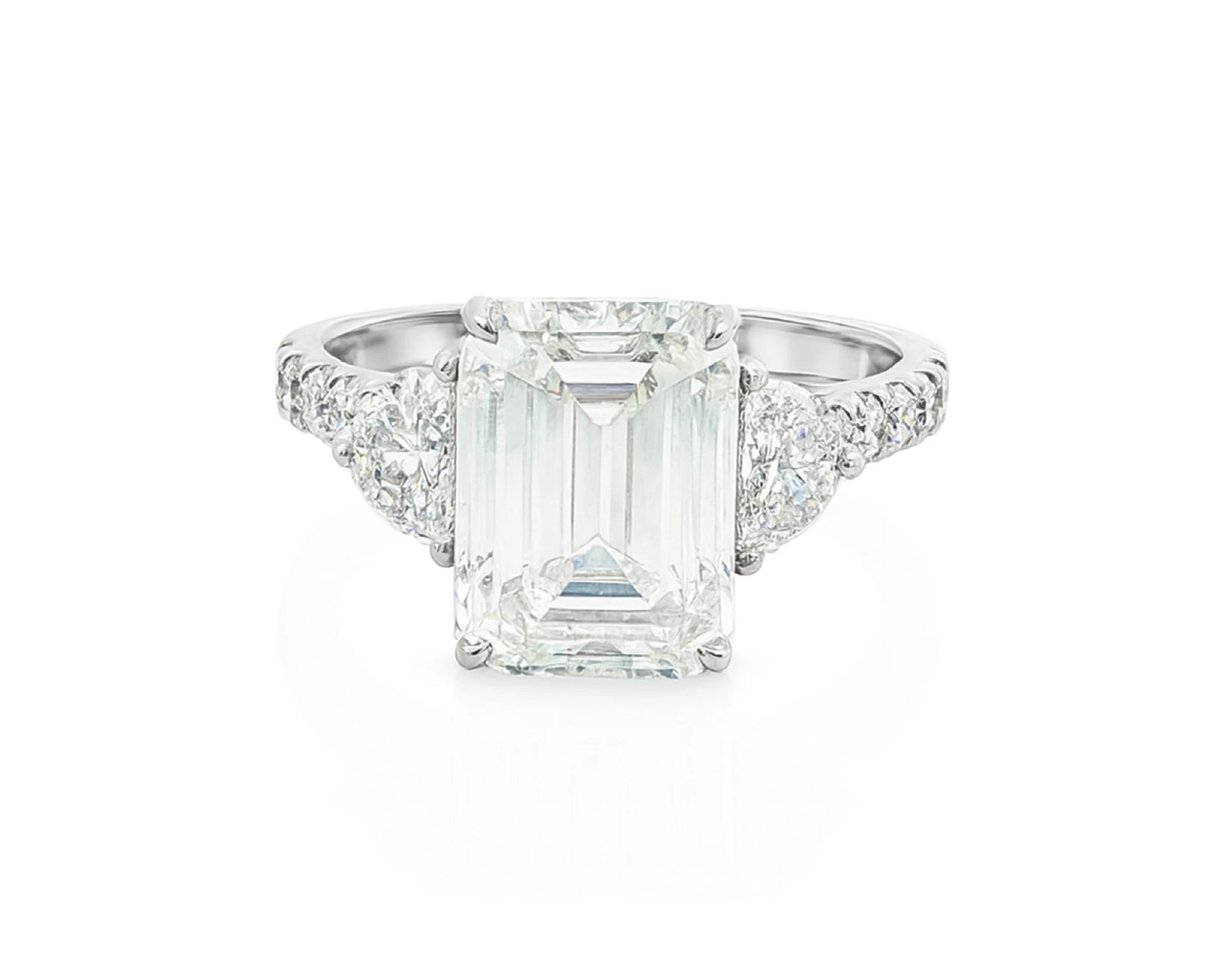 14k Gold Diamond Solitaire Ring with Emerald-Cut Center Stone 5.12ct – lifestyle 2643