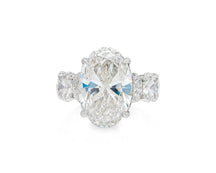 14k Gold Diamond Solitaire Ring with Oval-Cut Center Stone 12.24ct