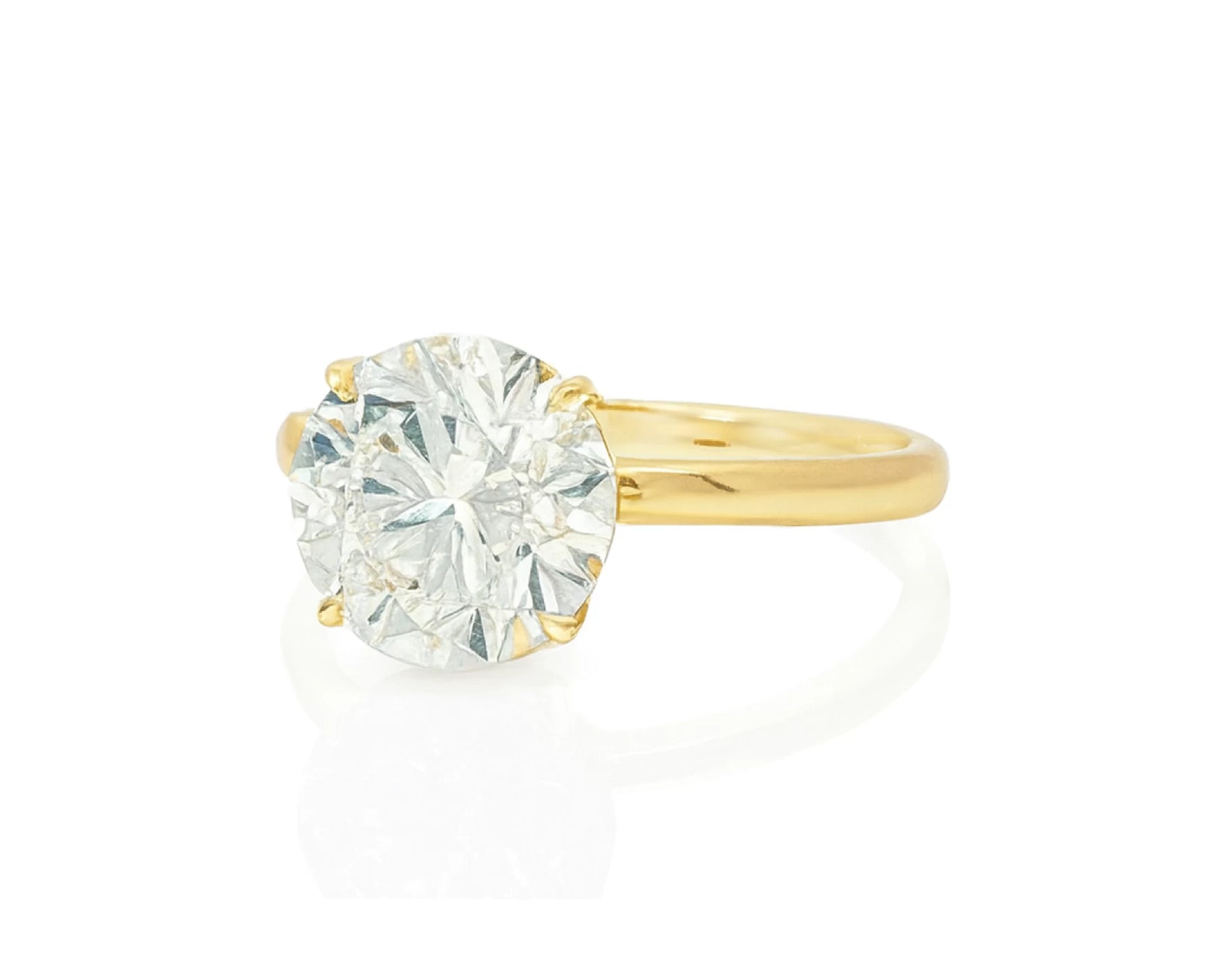 14k Gold Diamond Solitaire Ring with Round-Cut Center 3.09ct – lifestyle 2719