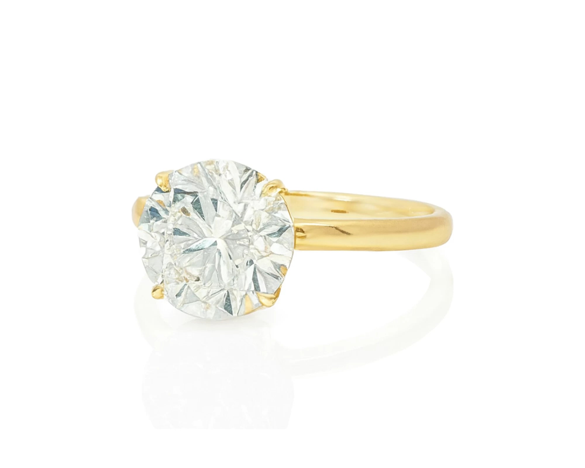 14k Gold Diamond Solitaire Ring with Round-Cut Center 3.09ct – lifestyle 2719
