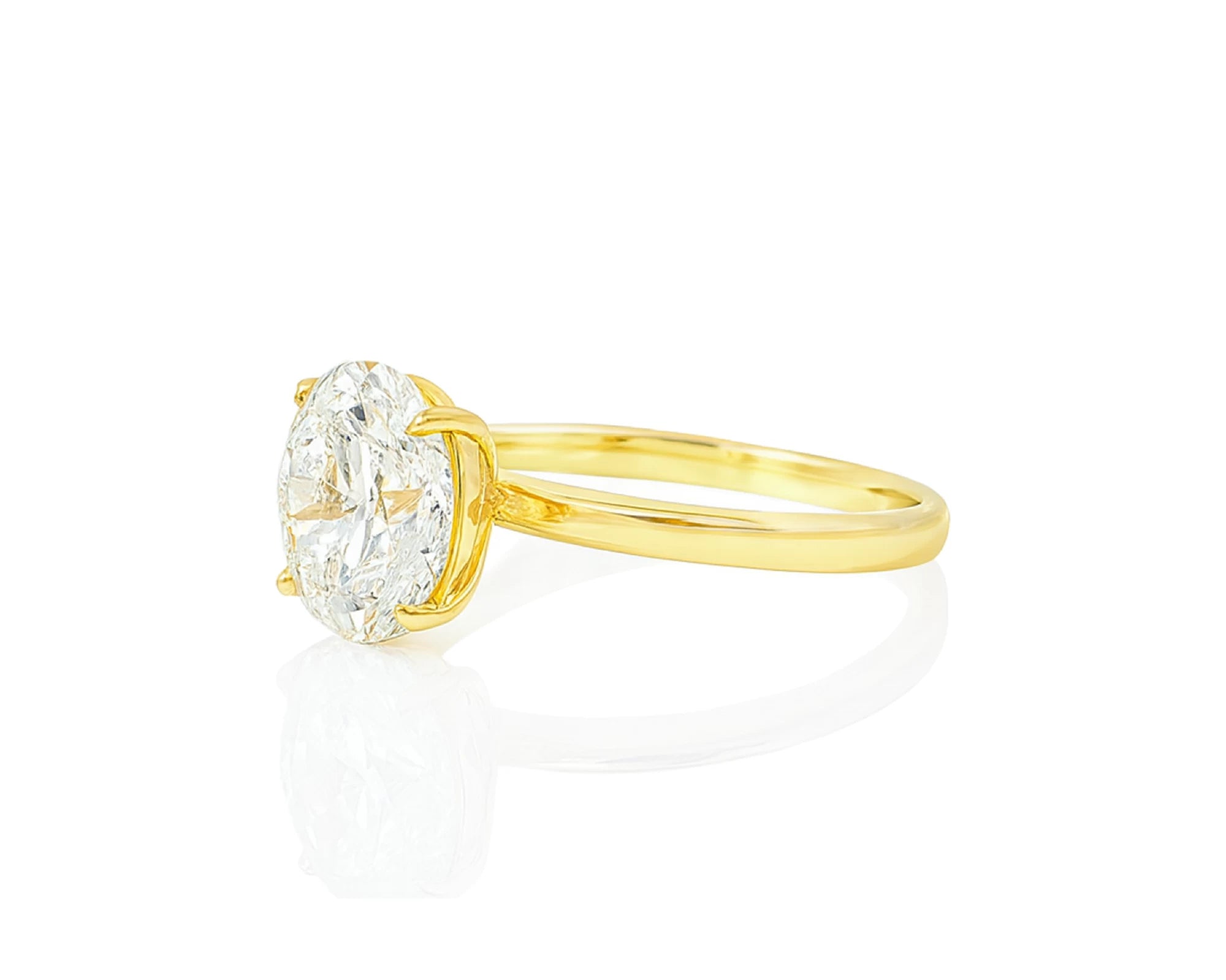14k Gold Diamond Solitaire Ring with Round-Cut Center 3.09ct – lifestyle 2720