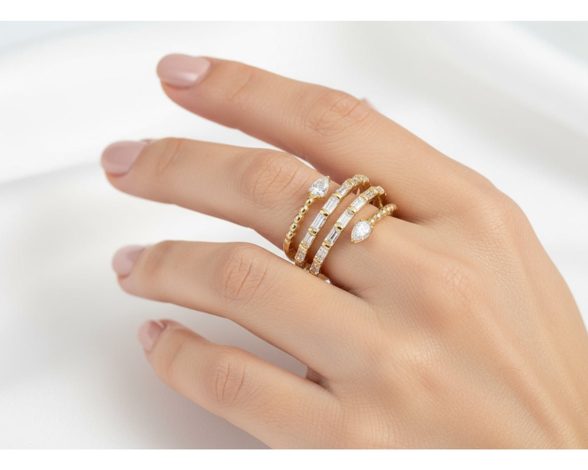 14k Gold Diamond Spiral Ring with Pear-Shape & Baguette 0.85ct – view 2