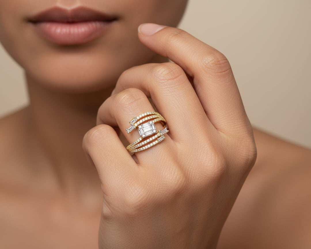 14k Gold Diamond Split - Shank Ring with Emerald - Cut & Baguette 0.80ct - AVI THE JEWELER