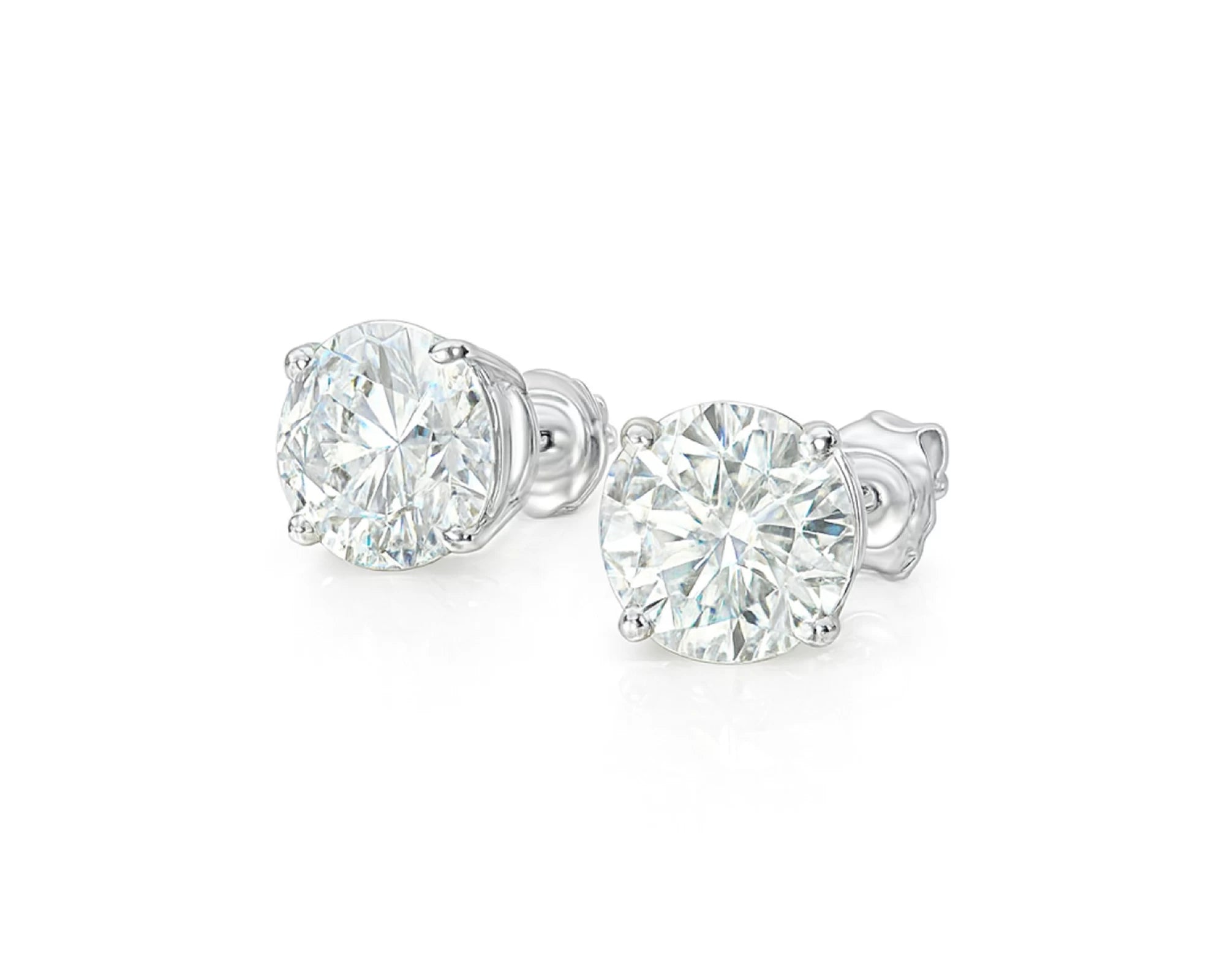 14k Gold Diamond Stud Earrings with Classic 4-Prong Design 3.09ct – lifestyle 3667