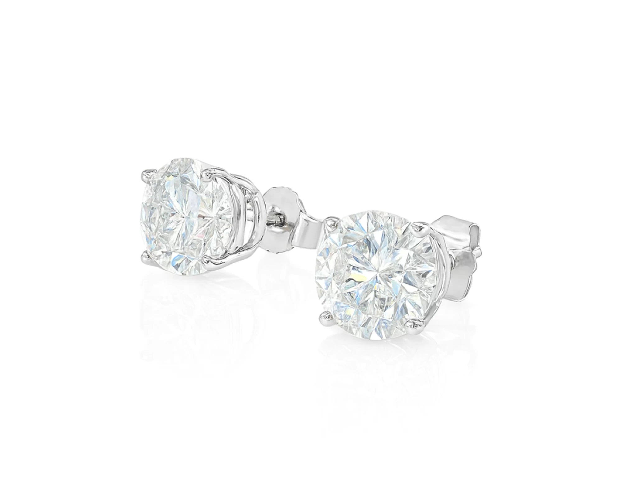 14k Gold Diamond Stud Earrings with Classic 4-Prong Design 3.09ct – lifestyle 3669
