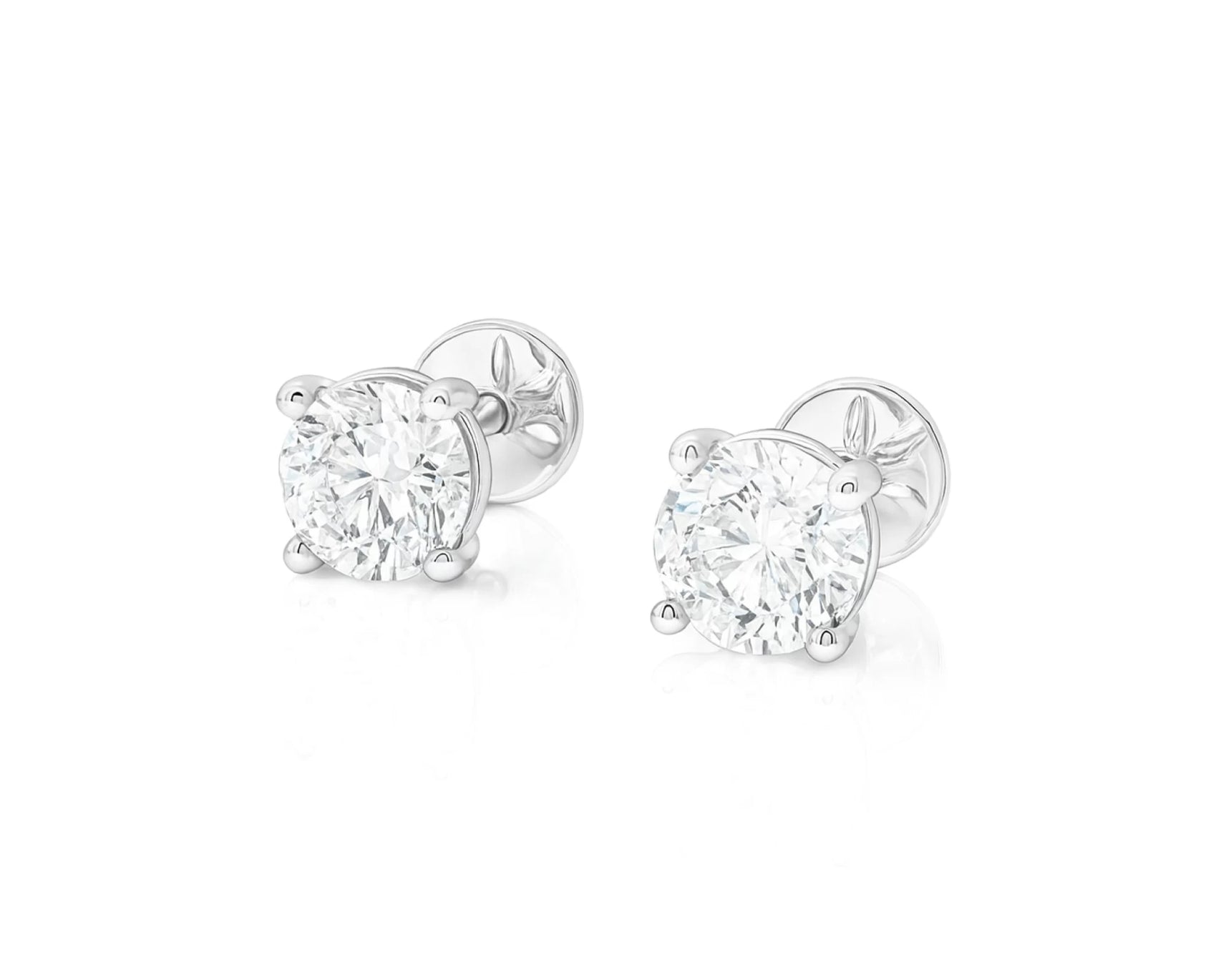 14k Gold Diamond Stud Earrings with Round Brilliant-Cut 2.0ct – lifestyle 3600