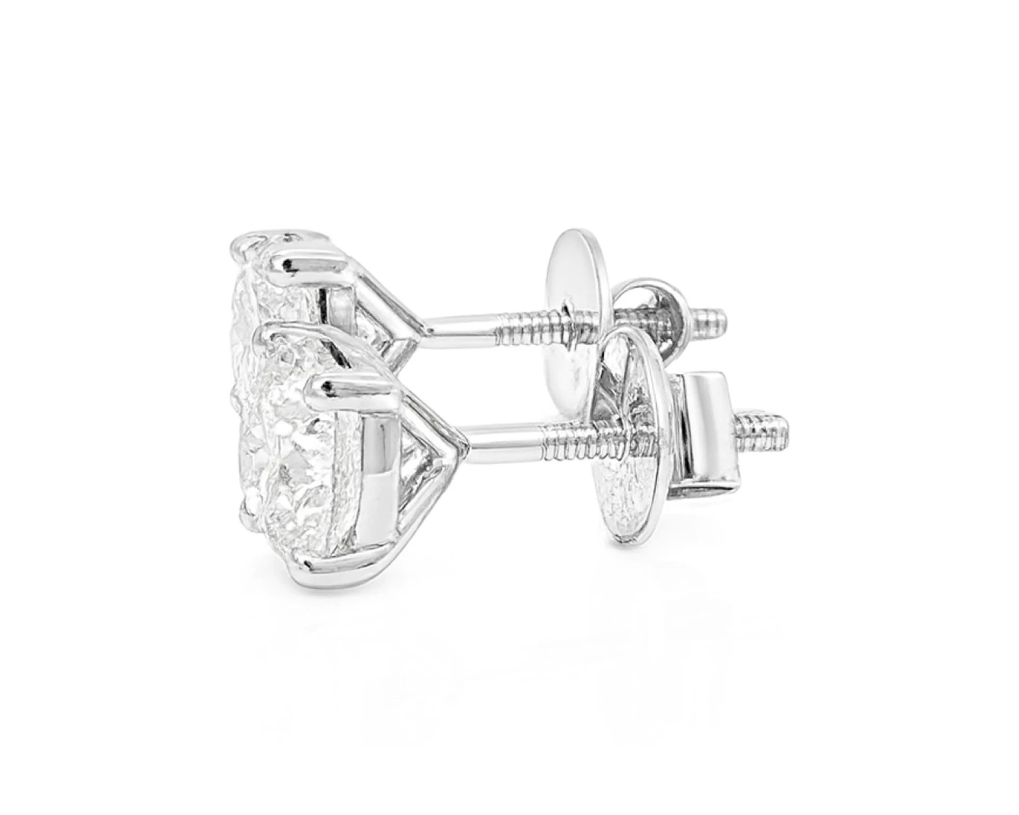 14k Gold Diamond Stud Earrings with Round Brilliant-Cut 2.0ct – lifestyle 3603