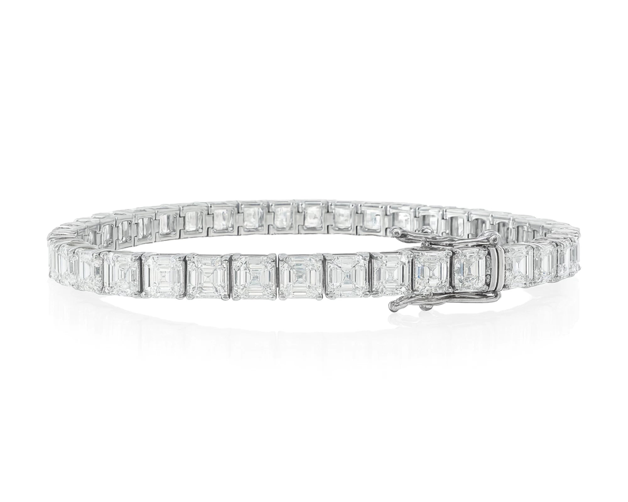 14k Gold Diamond Tennis Bracelet with Asscher-Cut Design 16.65ct – lifestyle 4403