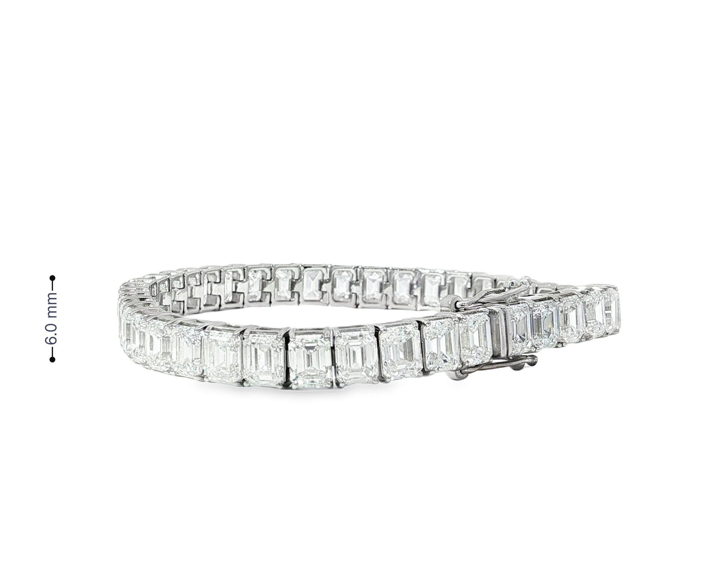 14k Gold Diamond Tennis Bracelet with Emerald - Cut Design 23.32ct - AVI THE JEWELER