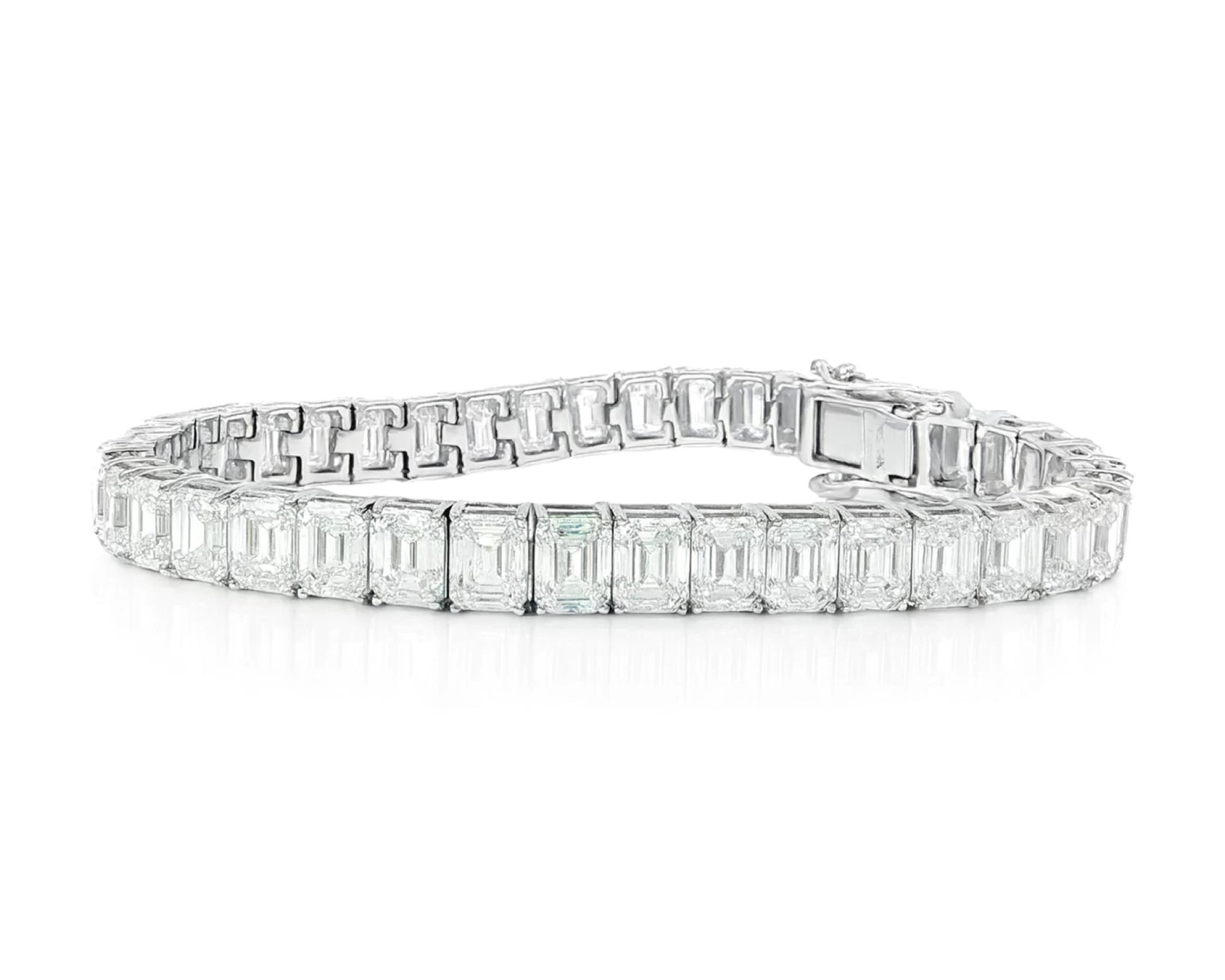 14k Gold Diamond Tennis Bracelet with Emerald-Cut Design 23.32ct – lifestyle 4357