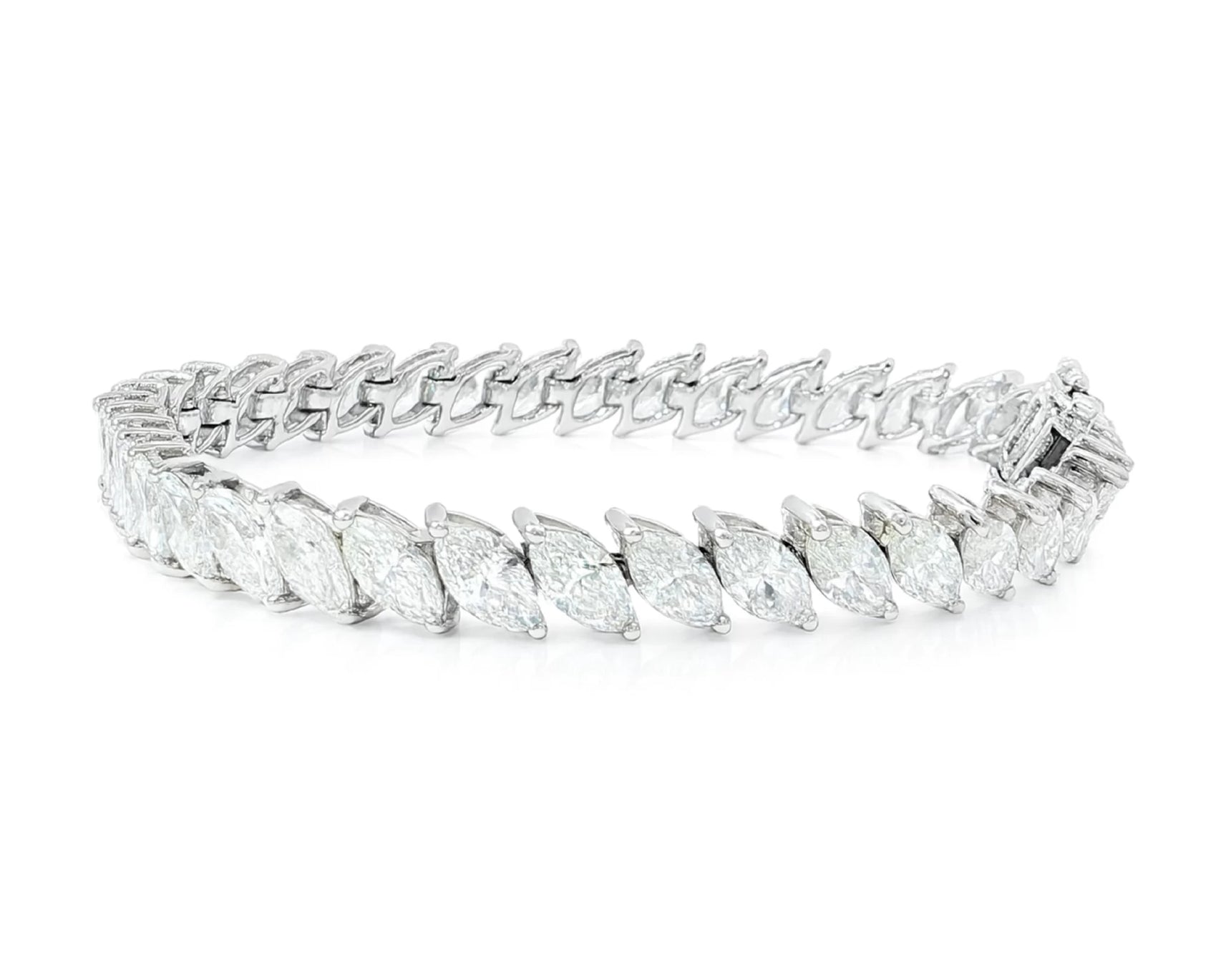 14k Gold Diamond Tennis Bracelet with Marquise-Cut Design 13.35ct – lifestyle 4472