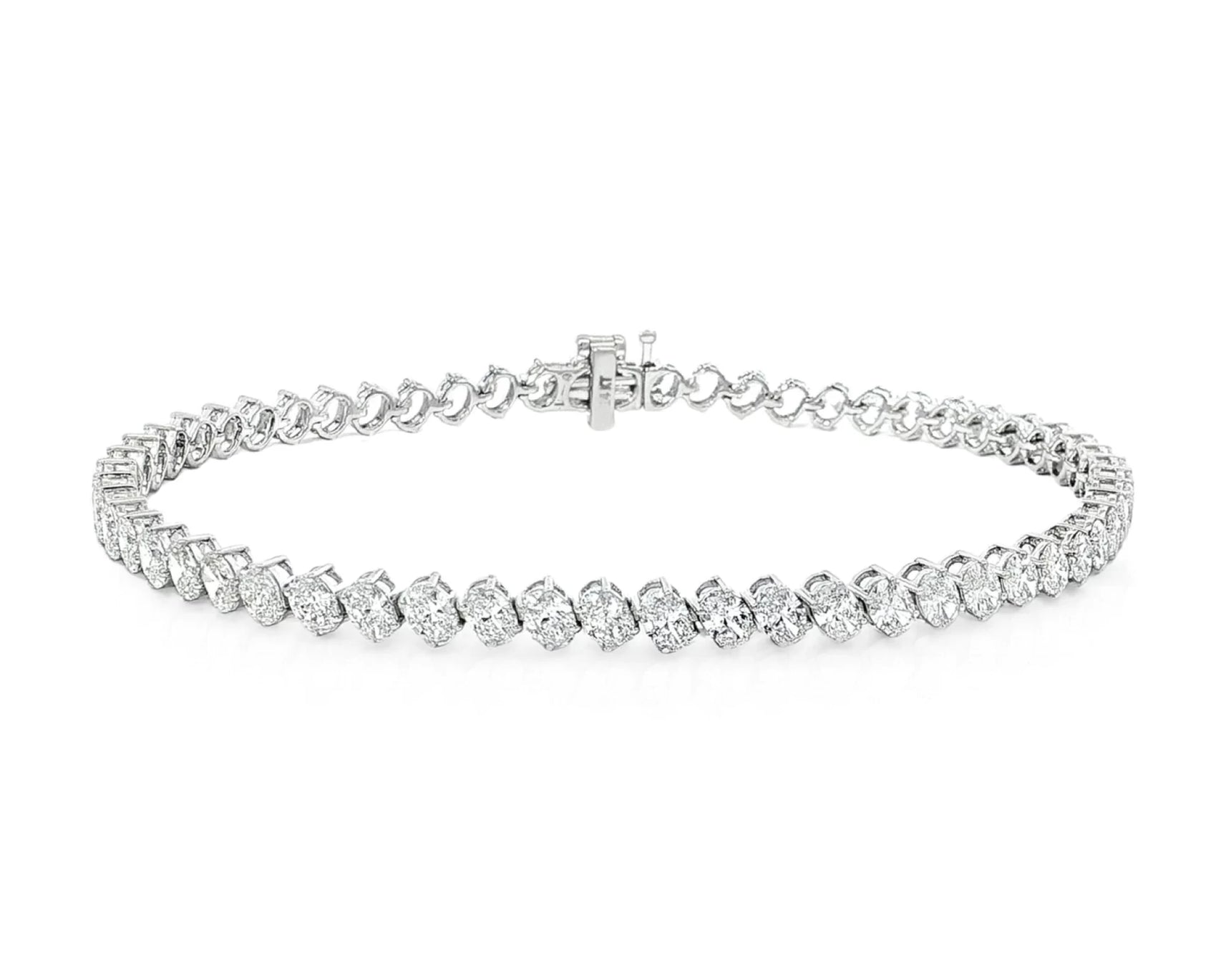 14K Gold Diamond Tennis Bracelet with Oval-Cut Design 5.3ct – lifestyle 4178