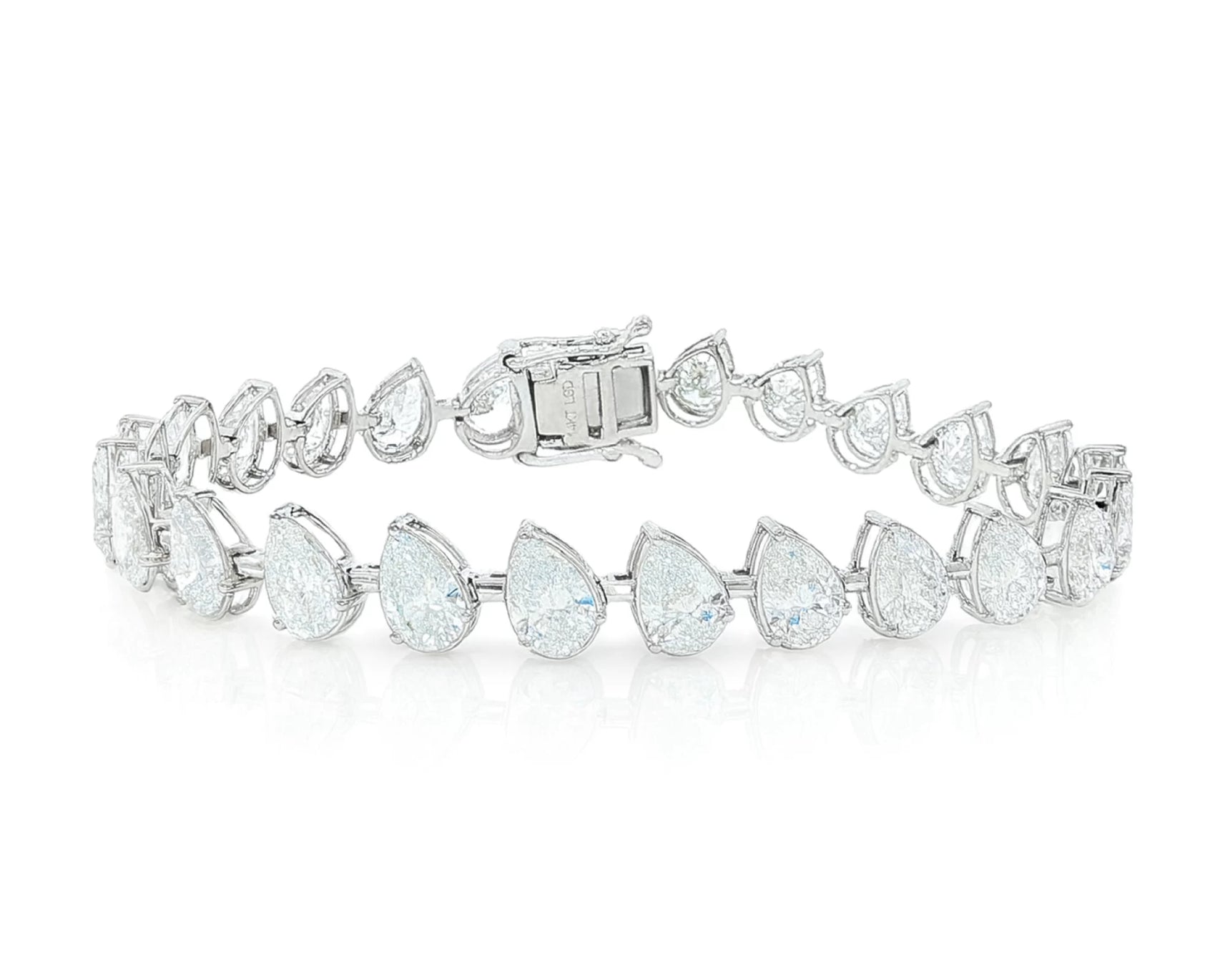 14k Gold Diamond Tennis Bracelet with Pear-Shape Diamond Links 13.71ct – lifestyle 4141