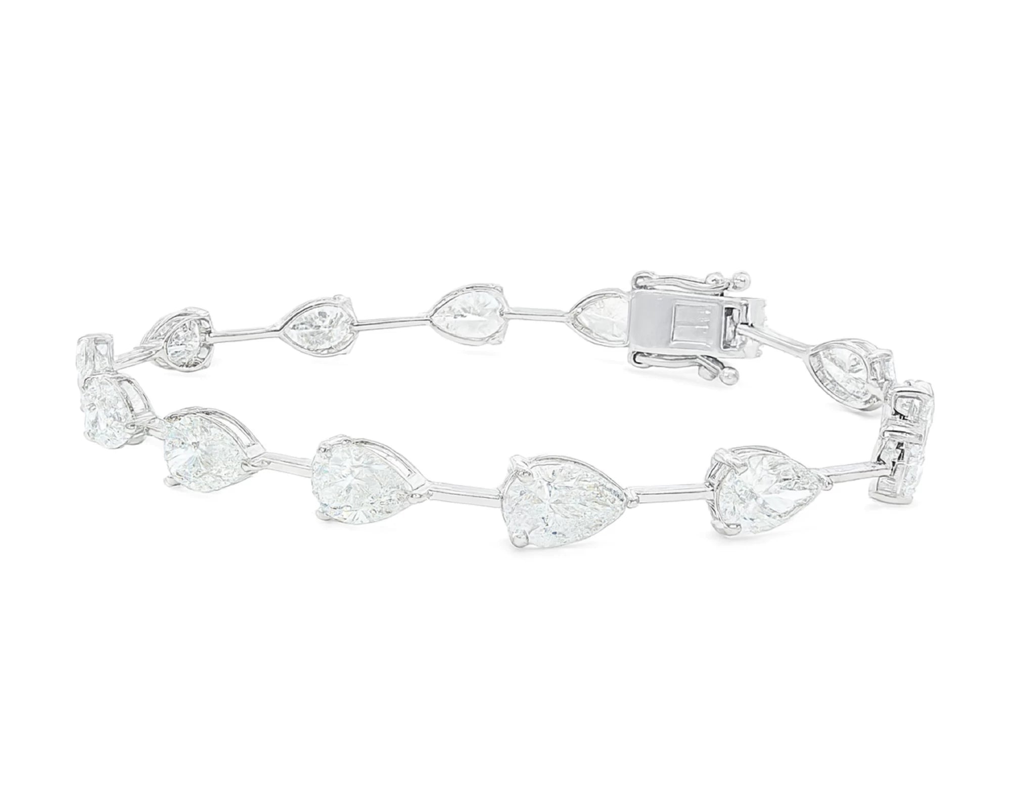 14k Gold Diamond Tennis Bracelet with Pear-Shape Solitaire Links 9.64ct – lifestyle 4105