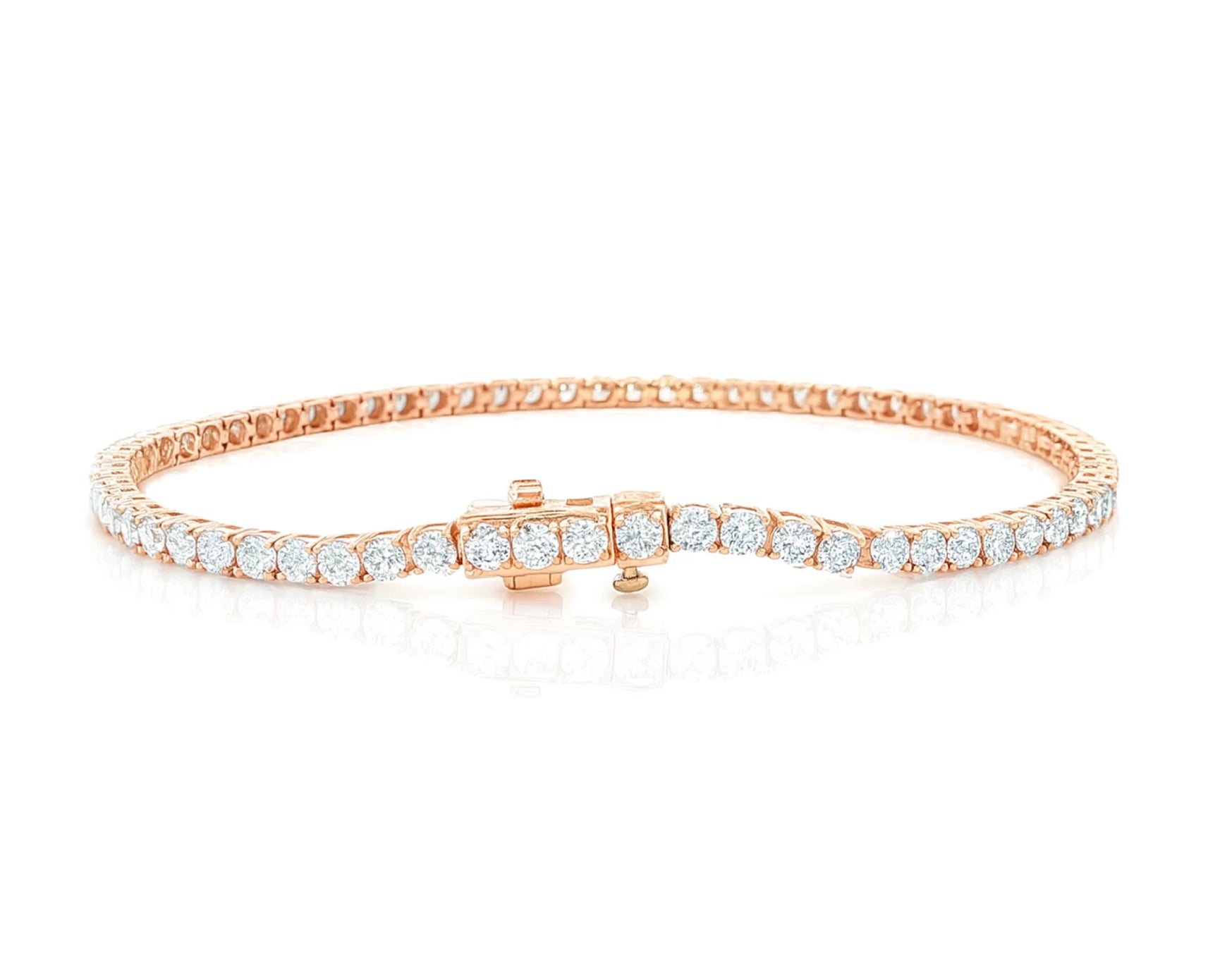 14k Gold Diamond Tennis Bracelet with Round-Cut Classic Design 3.72ct – lifestyle 4144