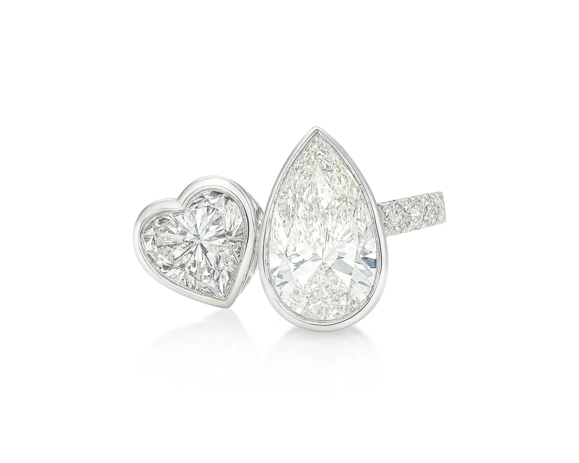14k Gold Diamond Toi et Moi Ring with Pear & Heart-Shaped Design 3.50 CT – lifestyle 1743