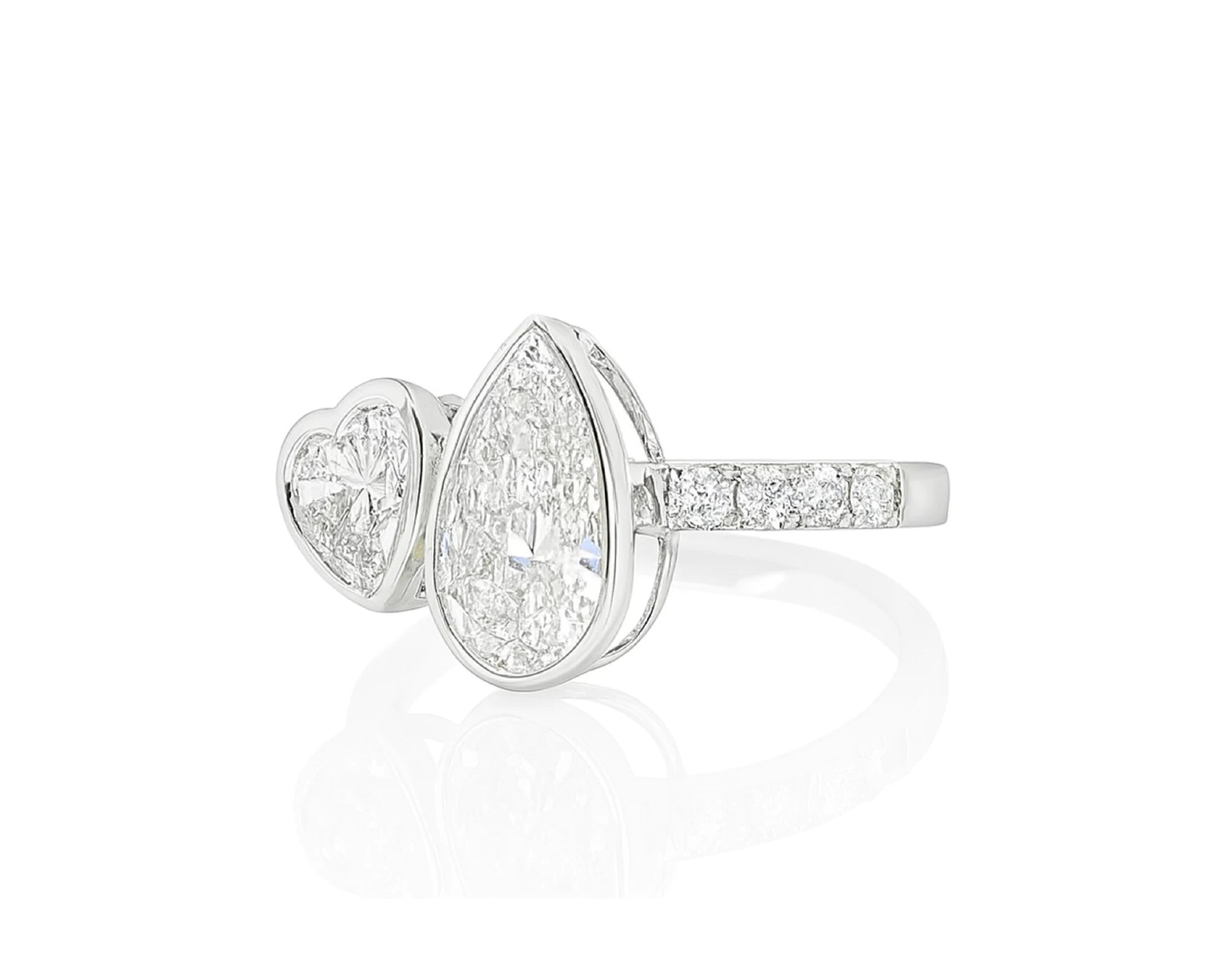 14k Gold Diamond Toi et Moi Ring with Pear & Heart-Shaped Design 3.50 CT – lifestyle 1744
