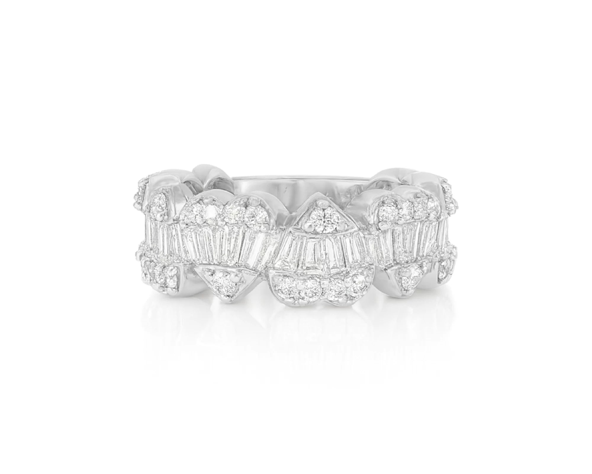 14k Gold Heart-Motif Band with Baguette & Round Diamonds 2.25ct – lifestyle 532