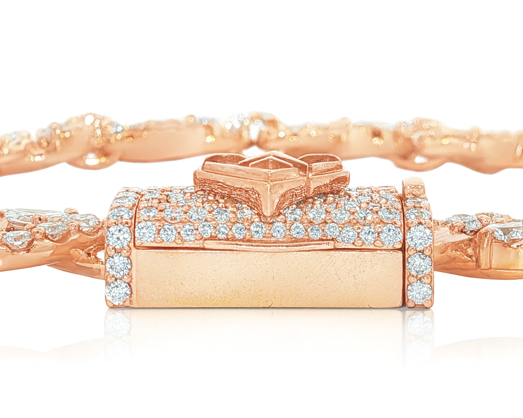 14K Gold Lab Ground Diamond Bracelet Twisted Design 13.20 CT – lifestyle 204