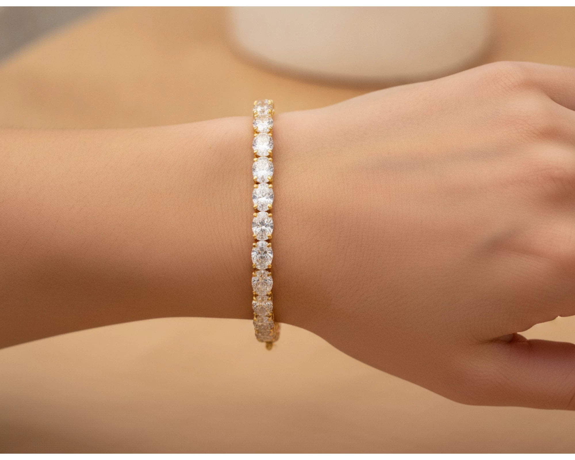 14k Gold Lab-Grown Diamond Tennis Bracelet with Round-Cut Design 12ct – lifestyle 4439