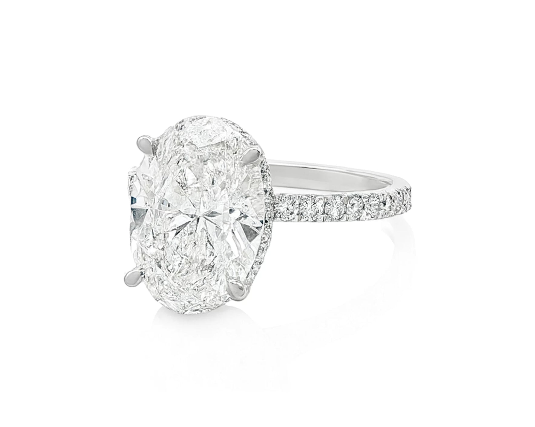 14k Oval Cut  Micropavé Engagement Ring 4.80 CT – lifestyle 1452