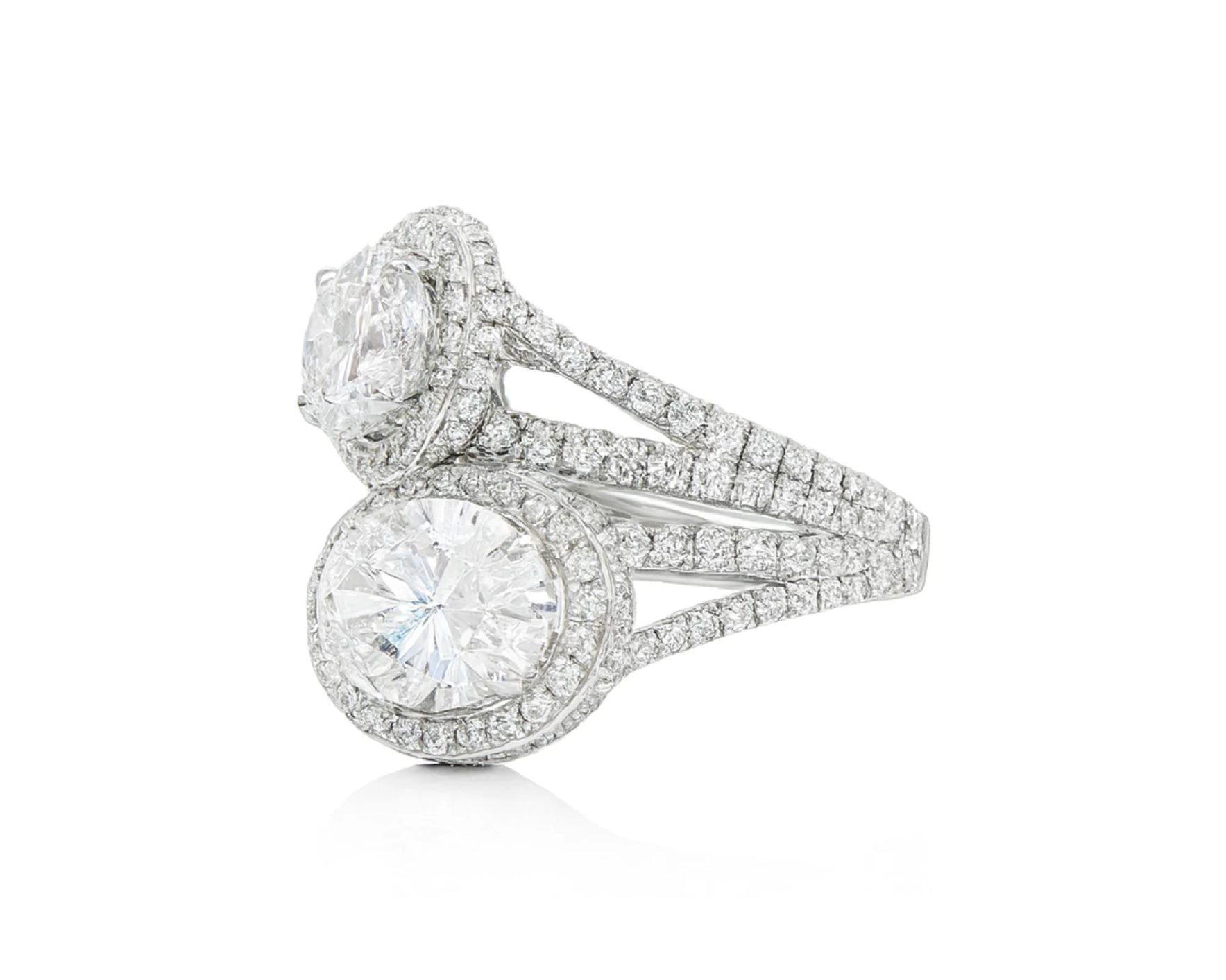14k Oval Double Halo Split-Shank Engagement Ring 5.14 CT – lifestyle 2393