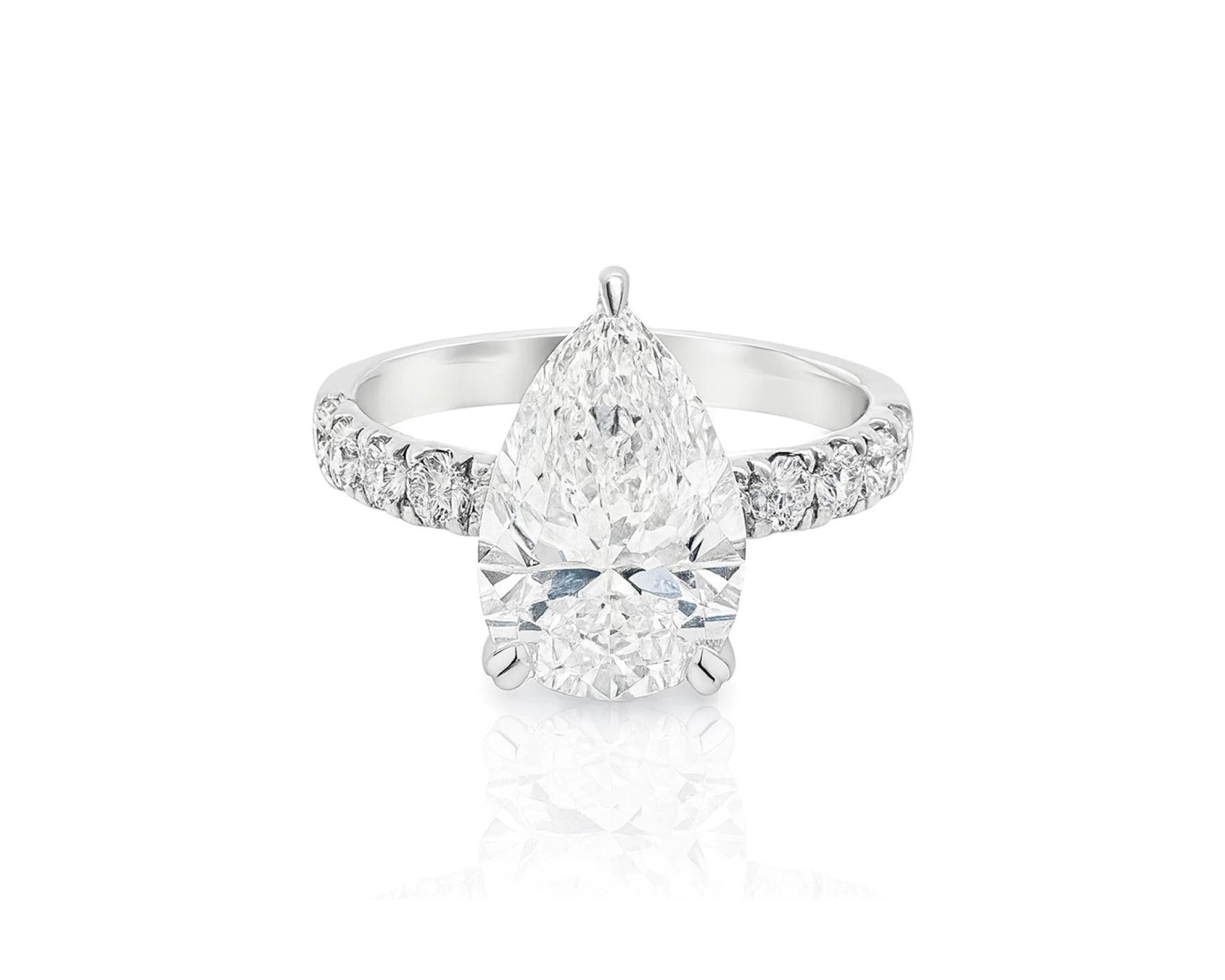 14k Pear Cut  Micropavé Engagement Ring 3.73 CT – lifestyle 2598
