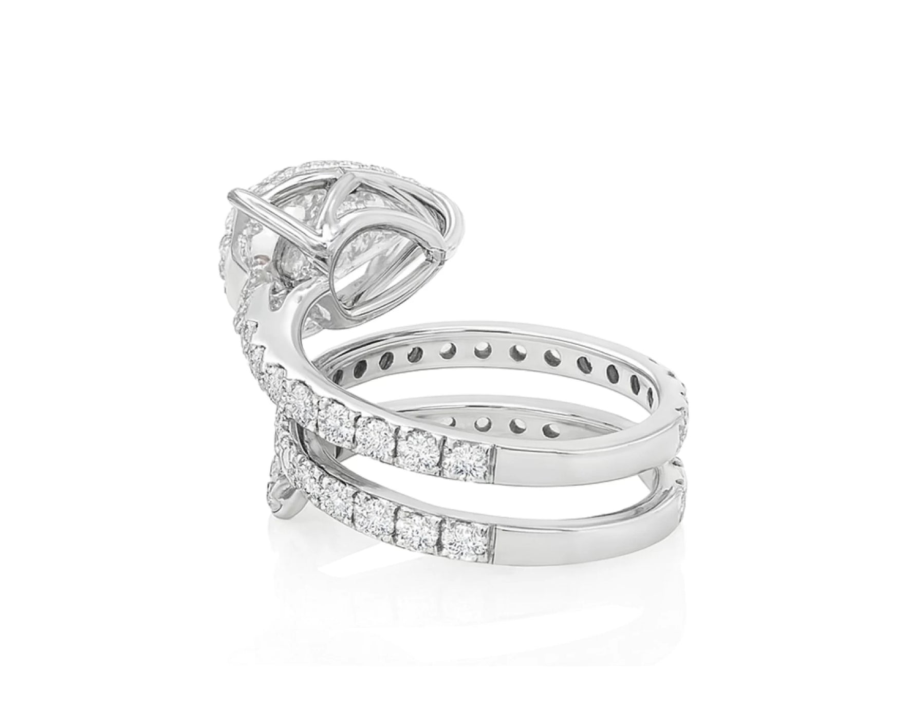 14k Pear Cut Spiral Micropavé Engagement Ring 5.50 CT – lifestyle 2529